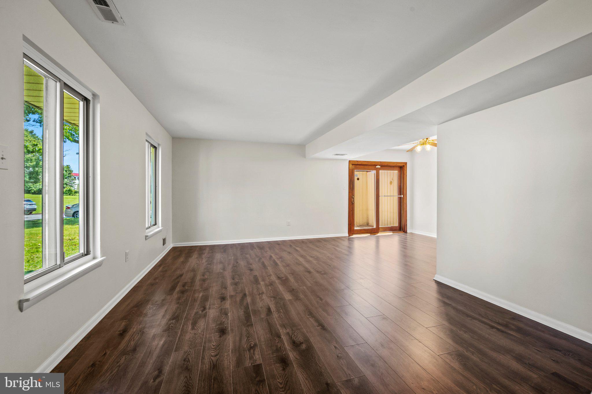 ROSEDALE/CAMELOT - Residential