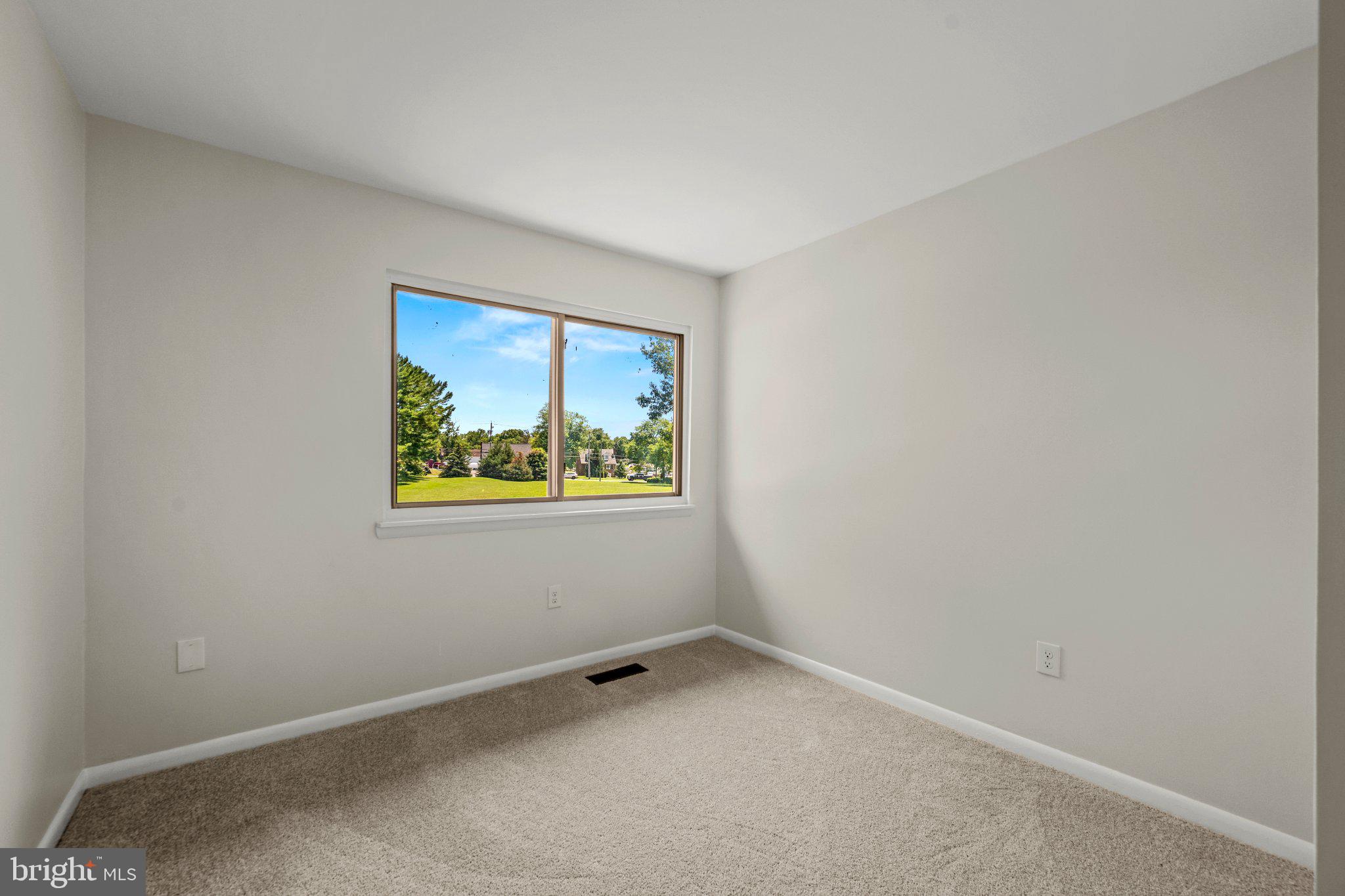 ROSEDALE/CAMELOT - Residential