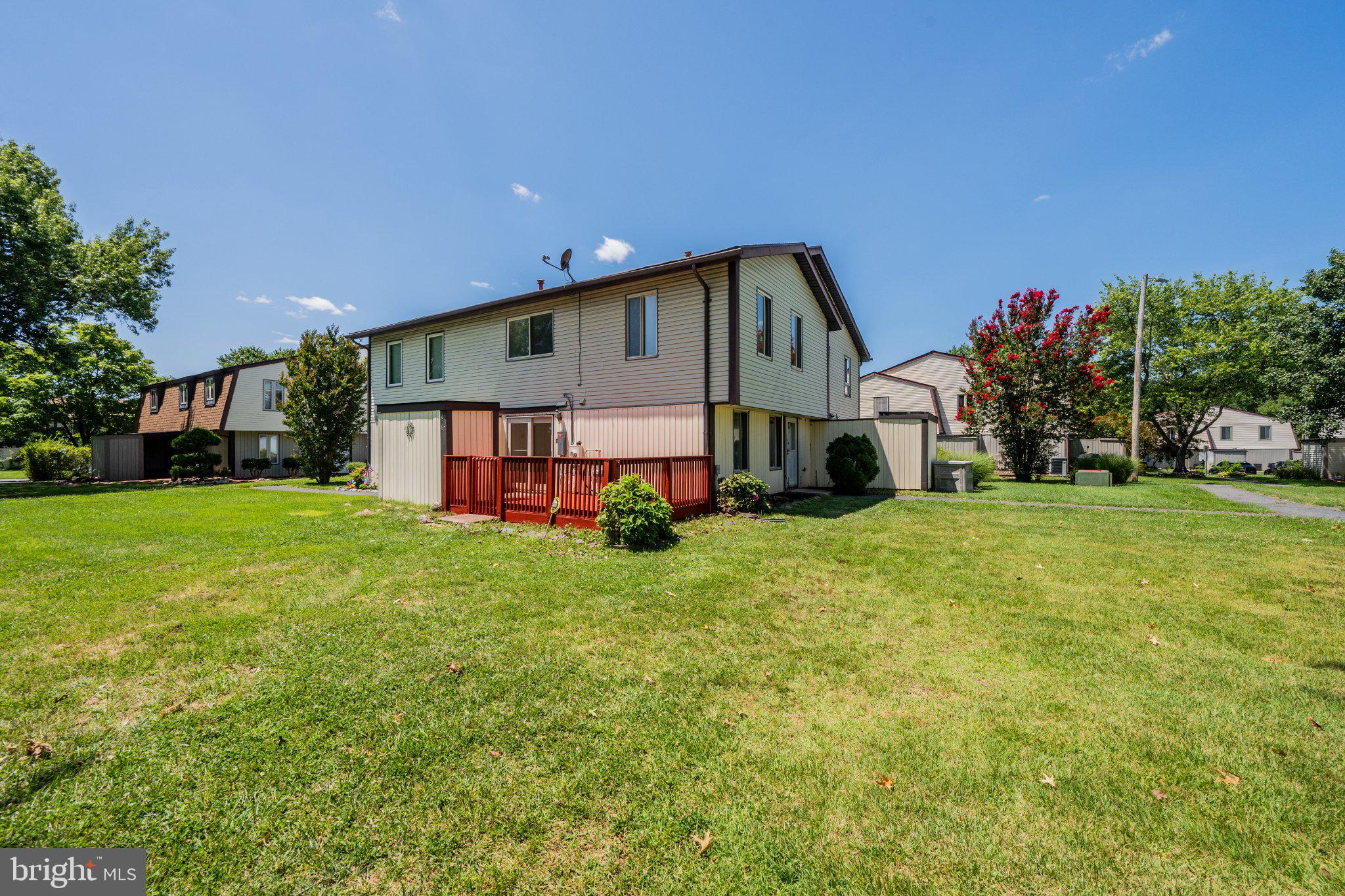 ROSEDALE/CAMELOT - Residential