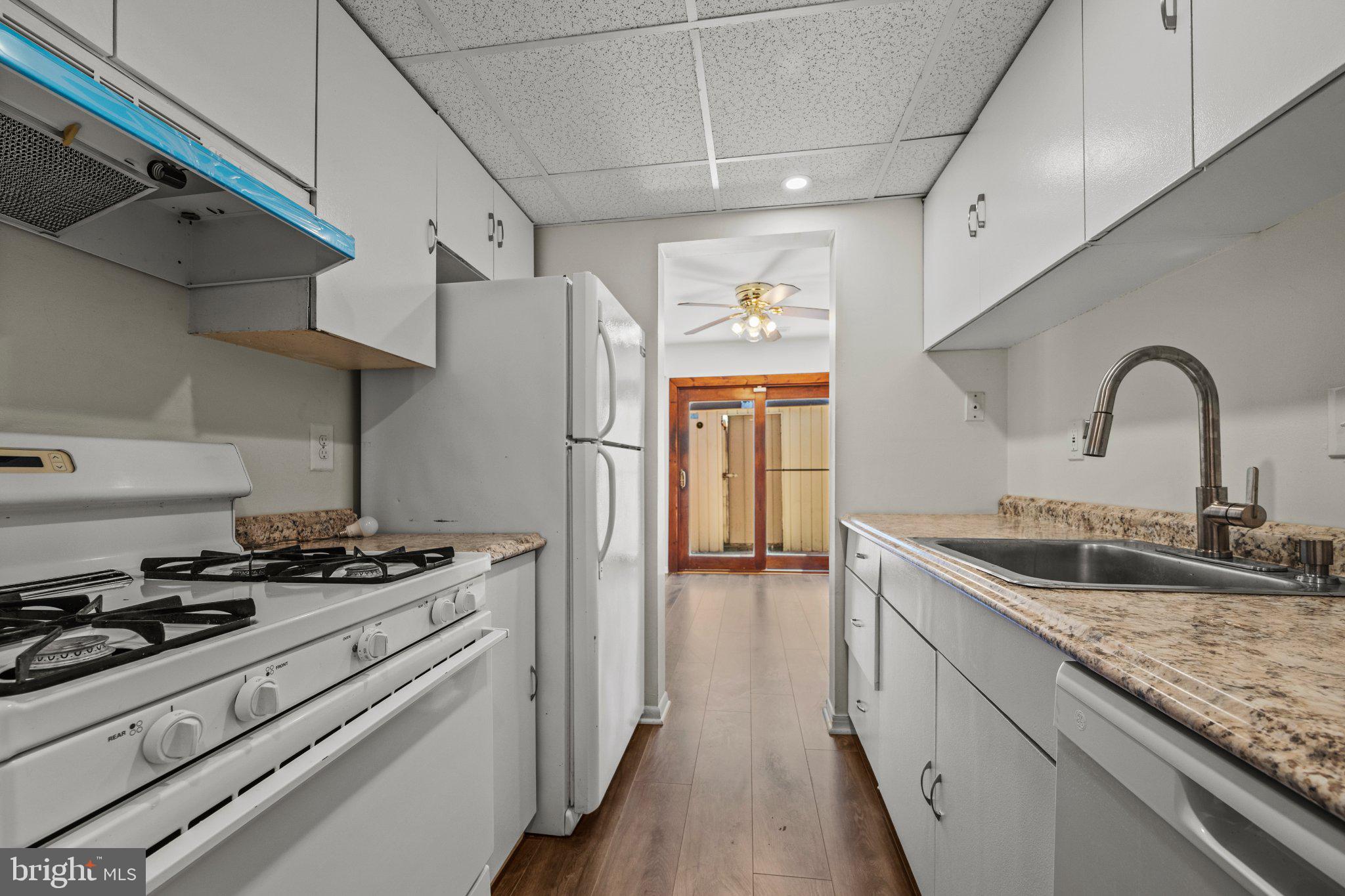 ROSEDALE/CAMELOT - Residential