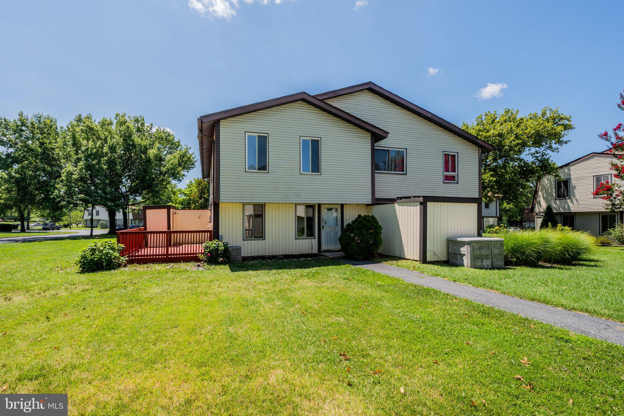 ROSEDALE/CAMELOT - Residential