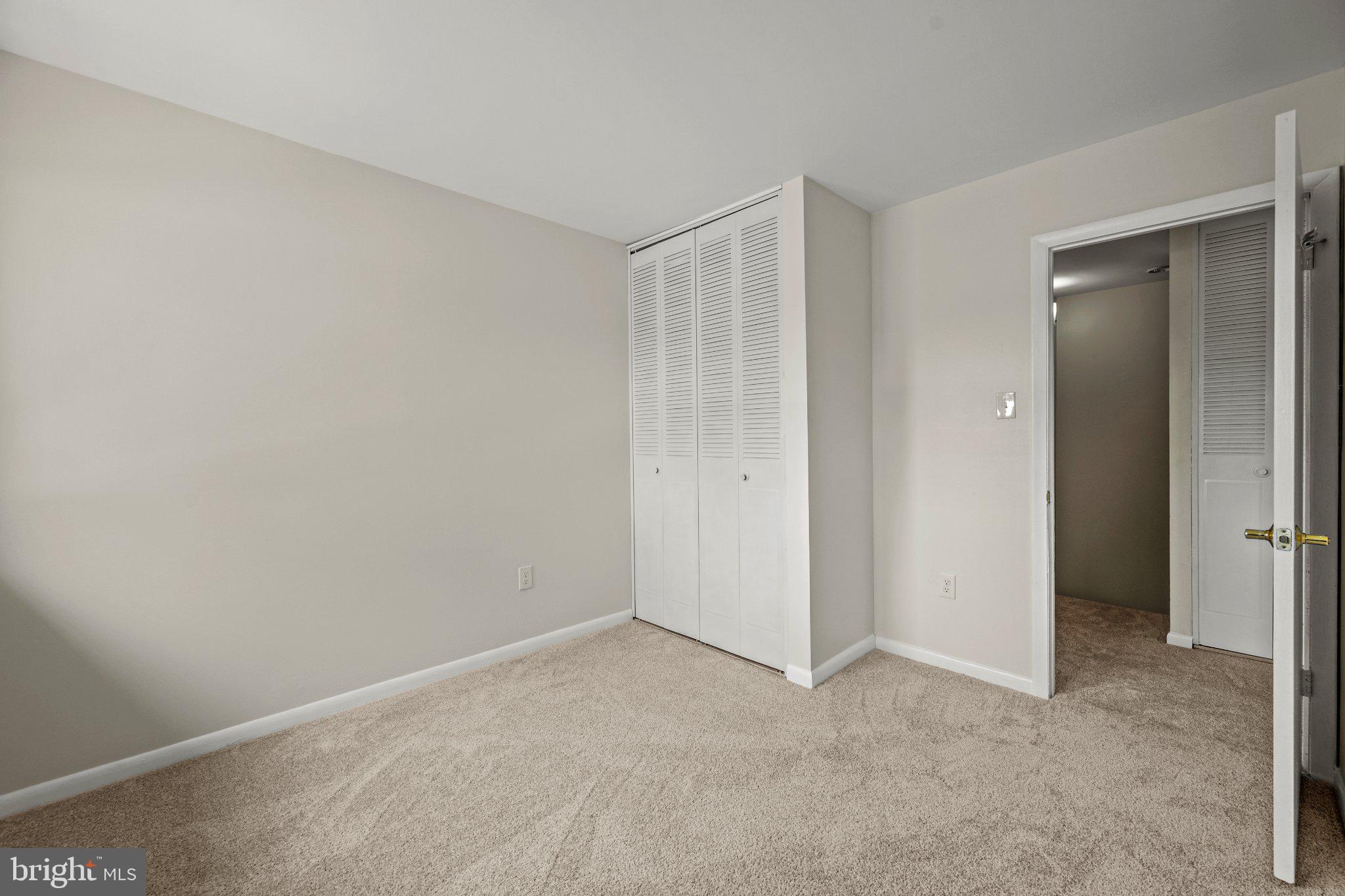 ROSEDALE/CAMELOT - Residential