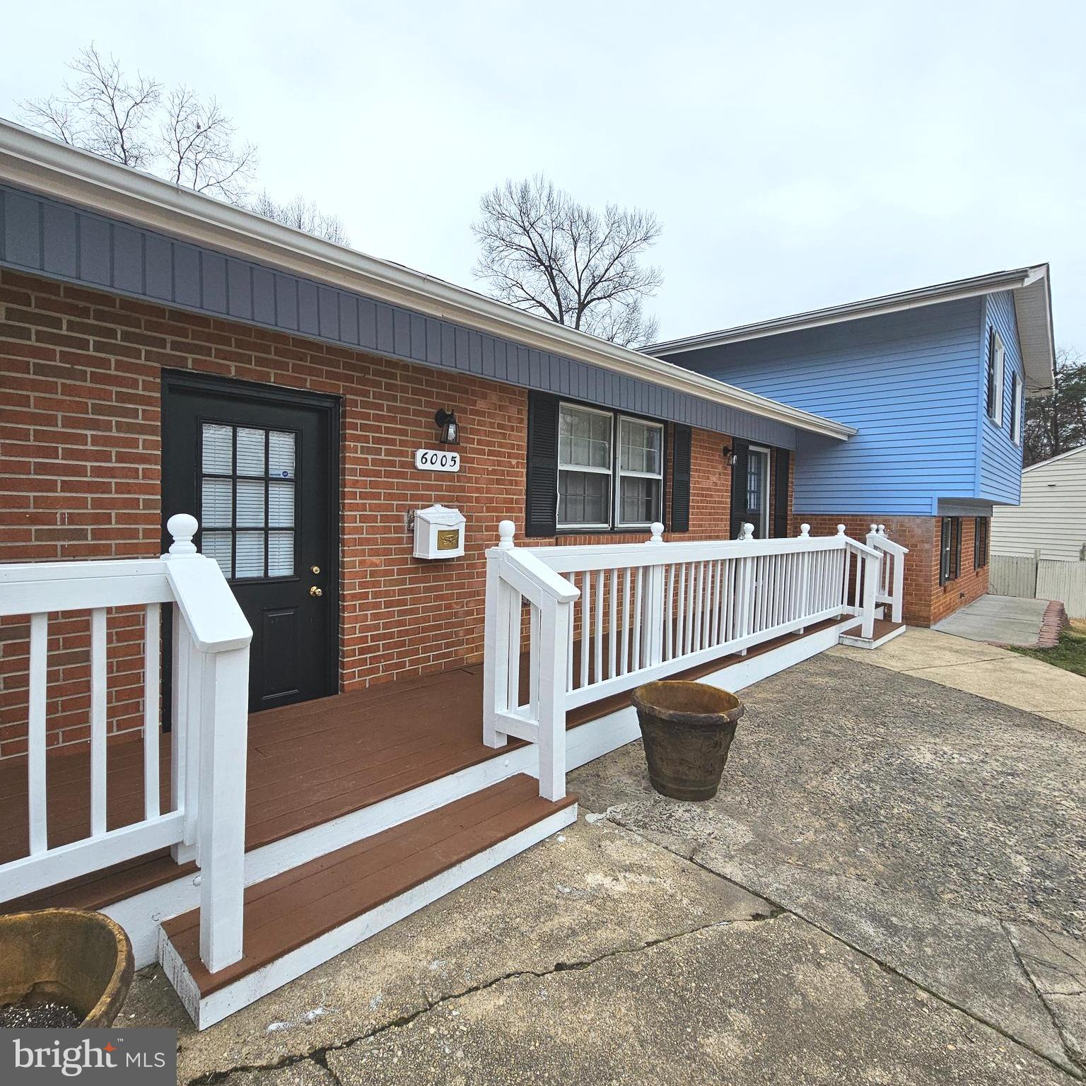 MONTICELLO WOODS - Residential Lease