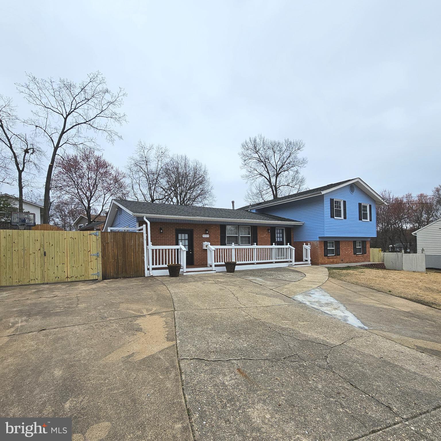 MONTICELLO WOODS - Residential Lease