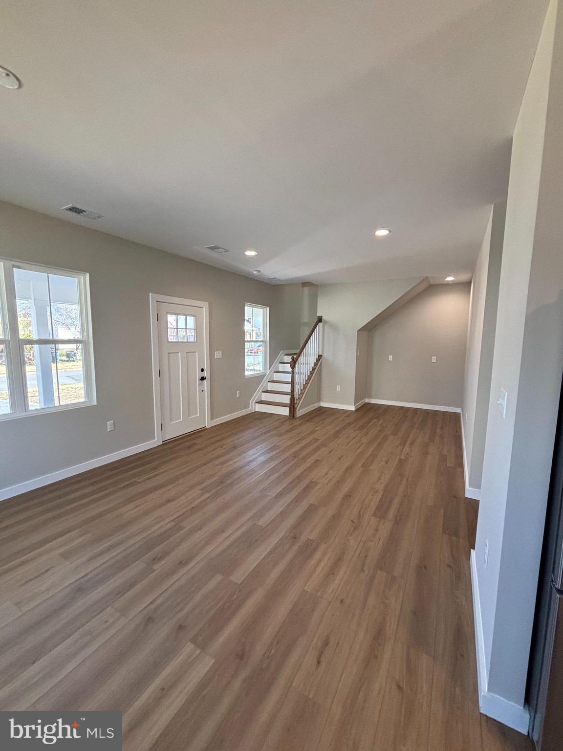MANASSAS PARK - Residential