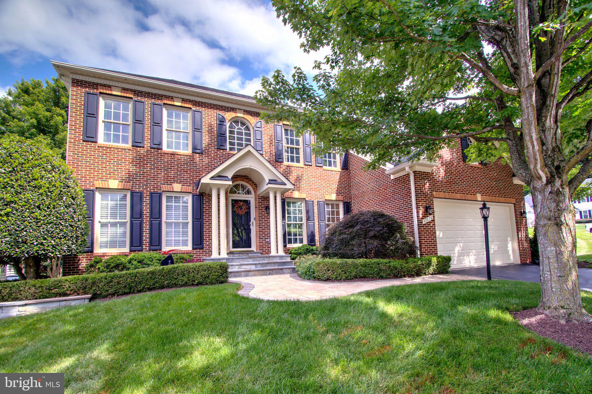 RIVER CREST - Residential