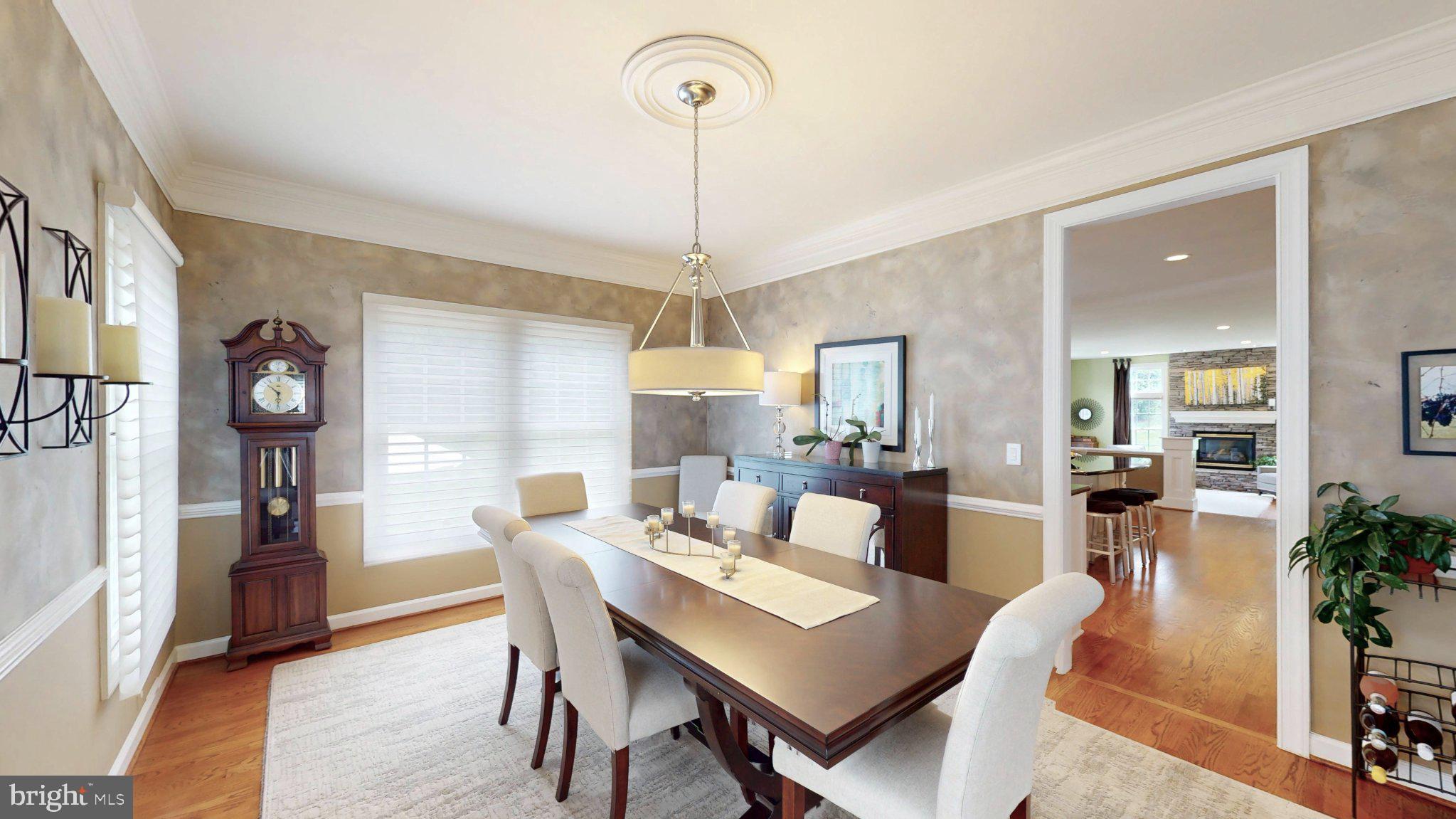 RIVER CREST - Residential