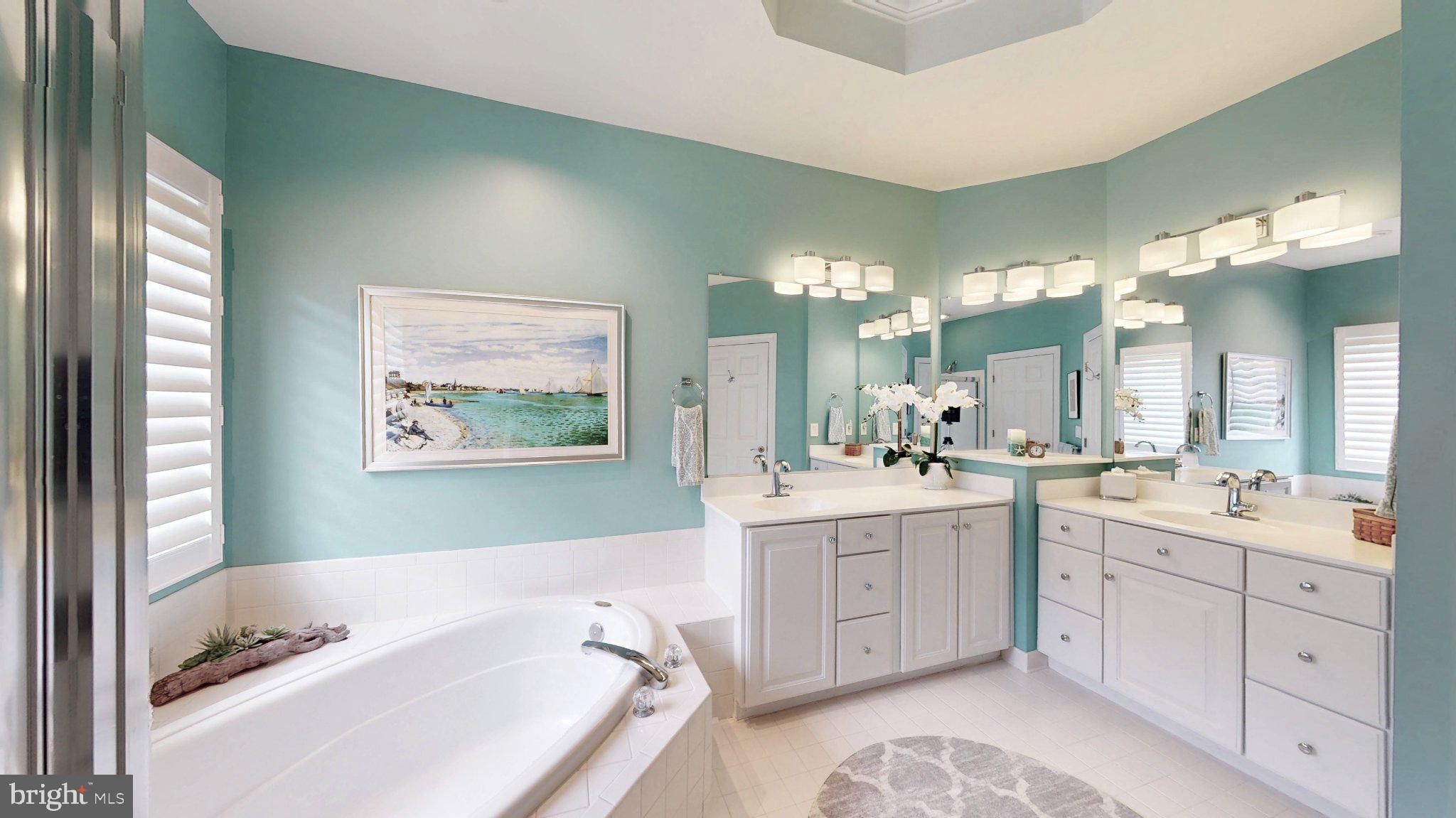 RIVER CREST - Residential
