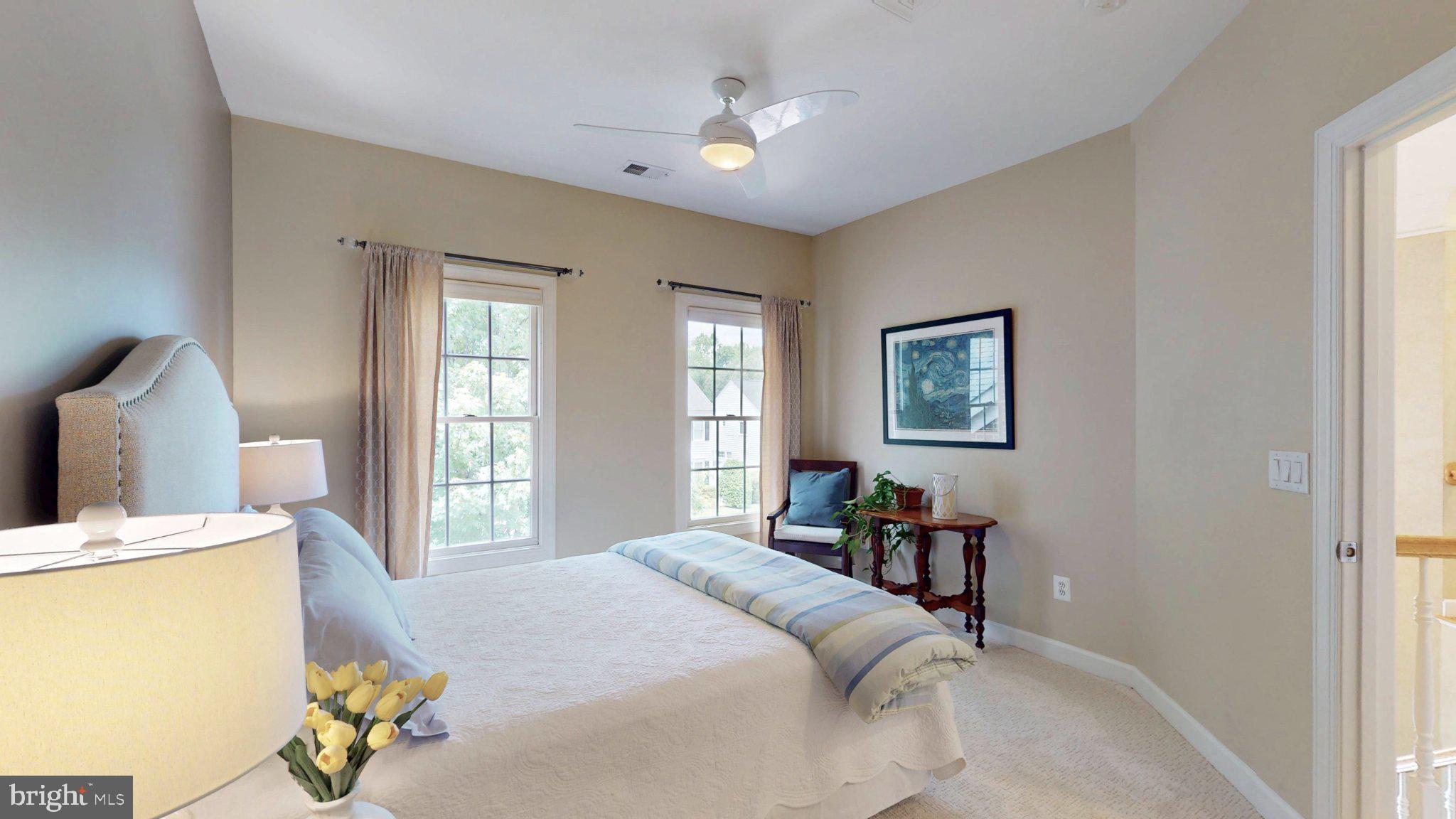 RIVER CREST - Residential