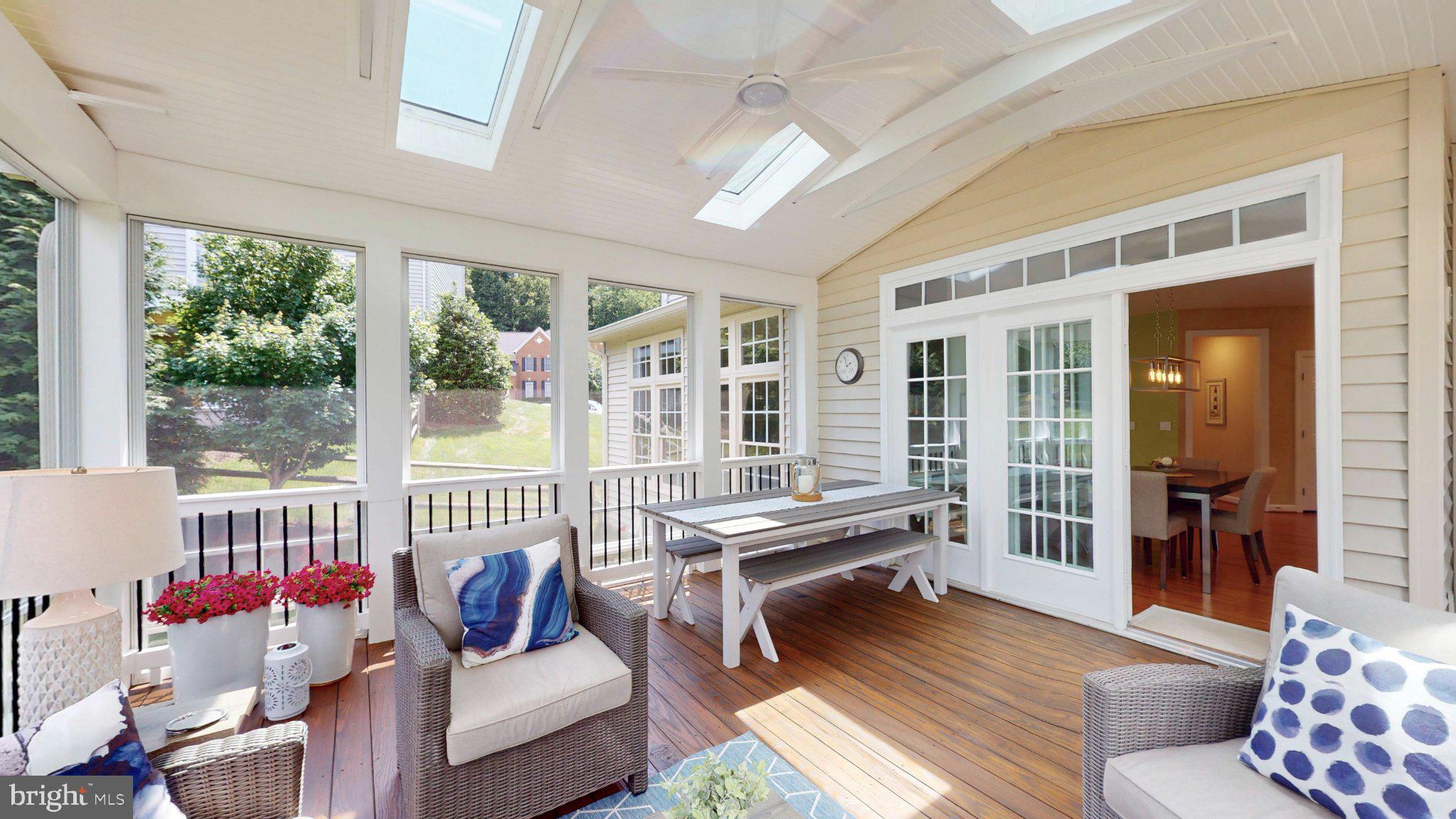 RIVER CREST - Residential