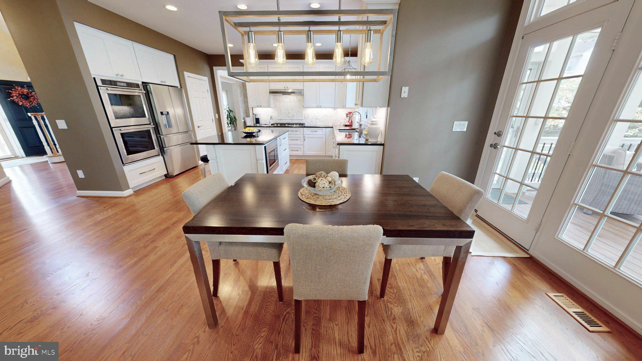 RIVER CREST - Residential