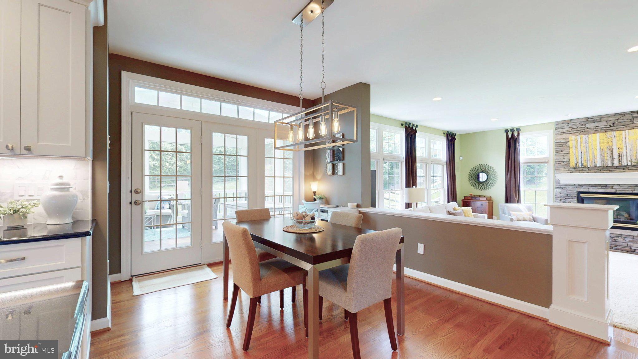 RIVER CREST - Residential