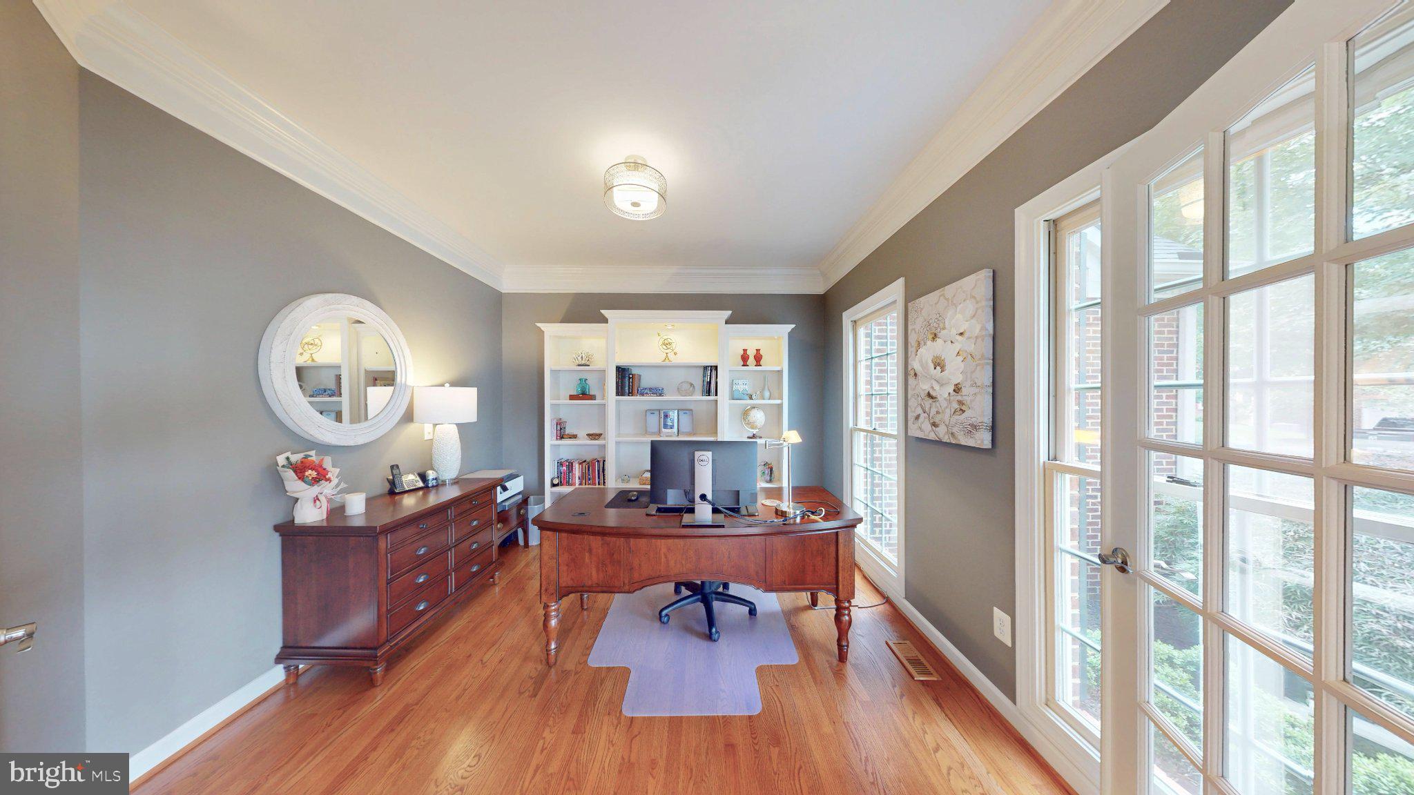 RIVER CREST - Residential