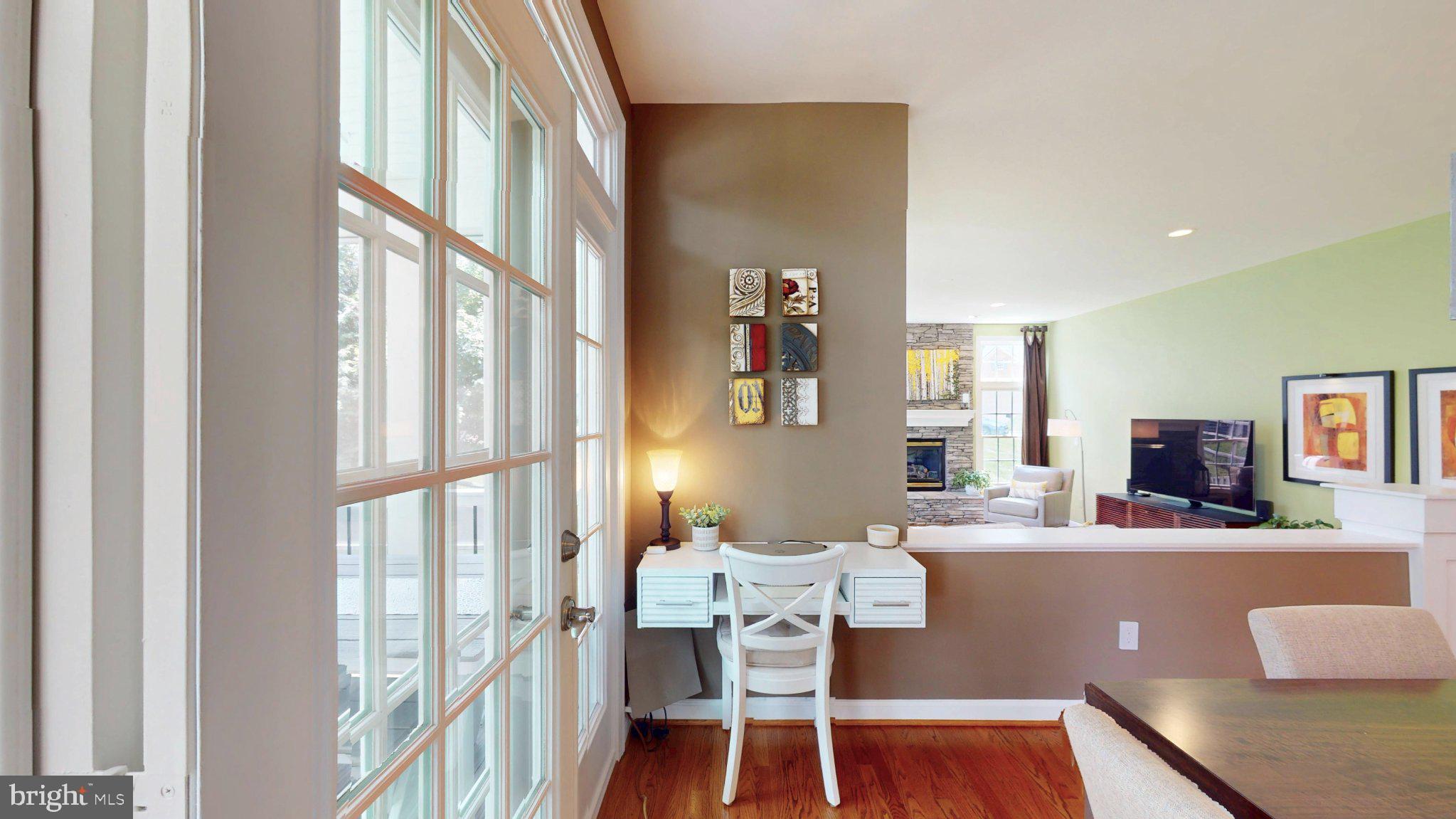 RIVER CREST - Residential