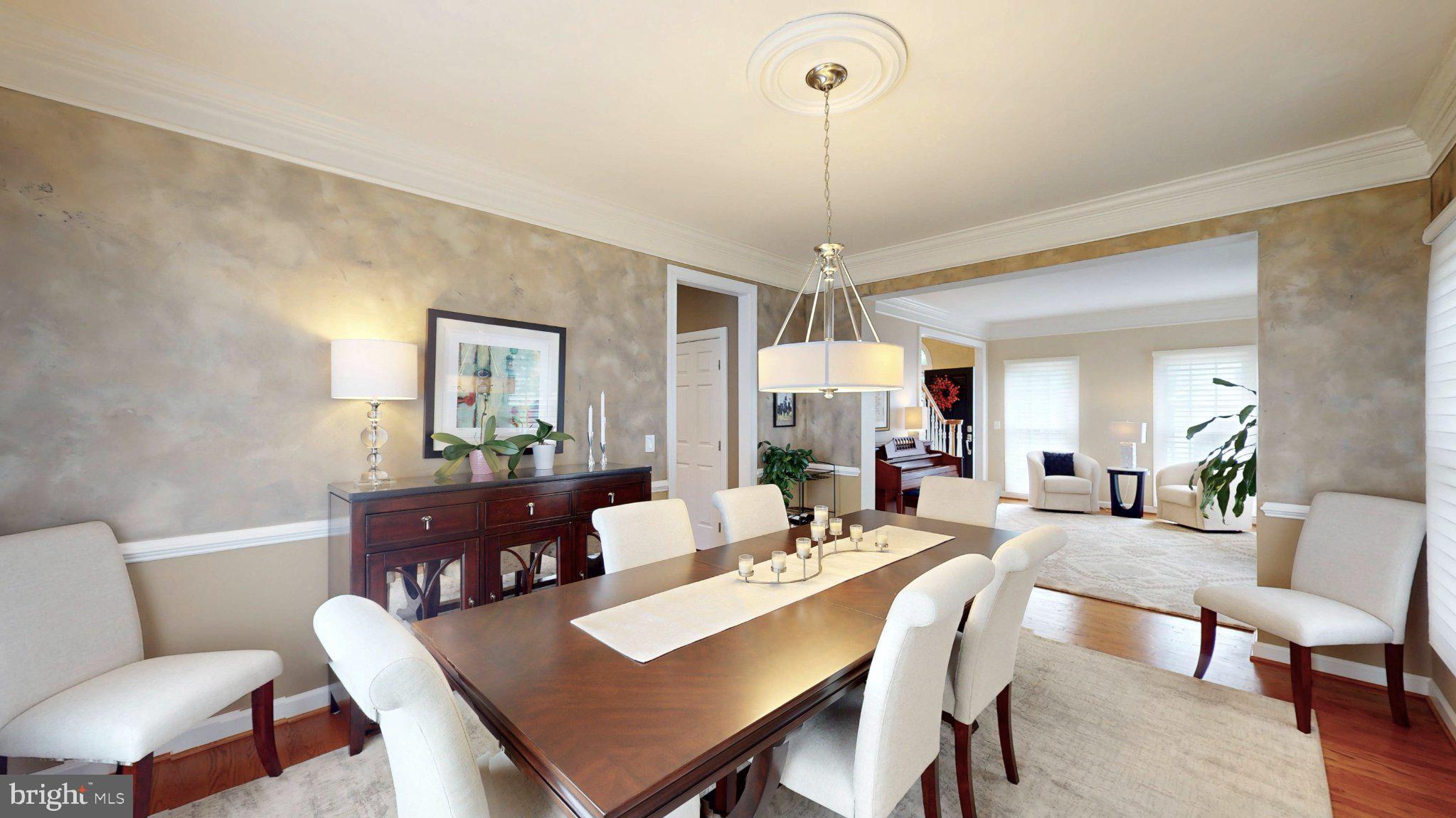 RIVER CREST - Residential