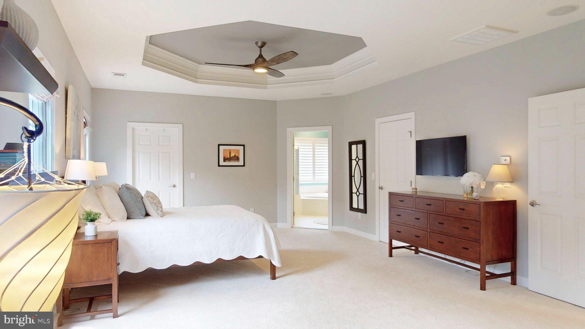 RIVER CREST - Residential