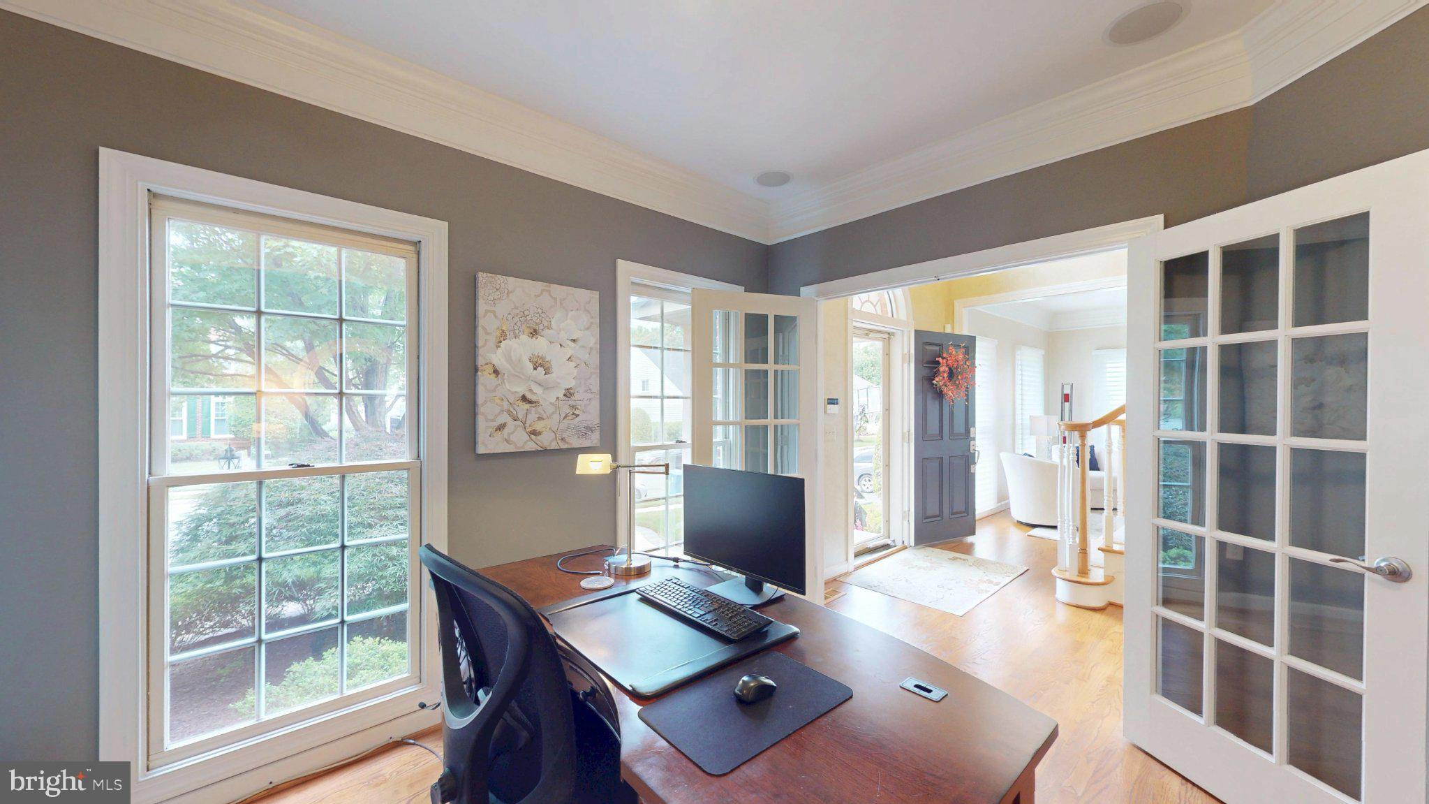 RIVER CREST - Residential