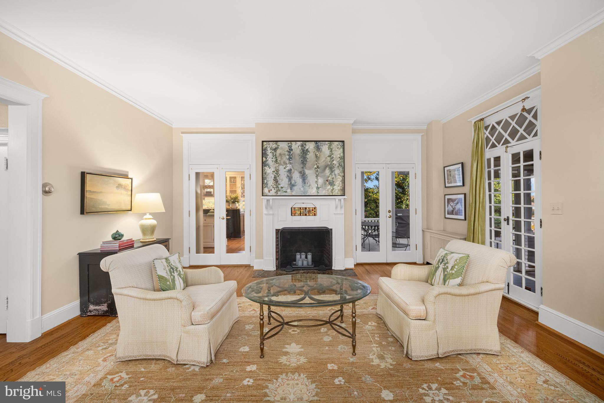 CLEVELAND PARK - Residential