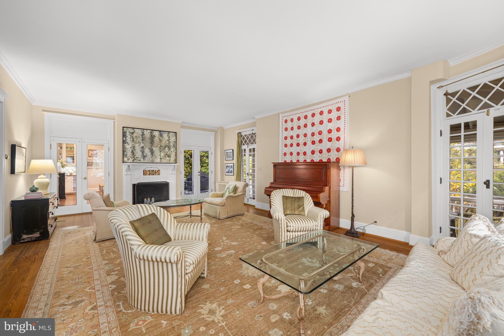 CLEVELAND PARK - Residential