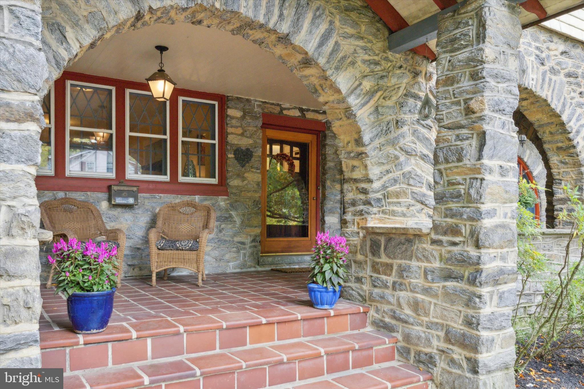 SWARTHMORE HILLS - Residential