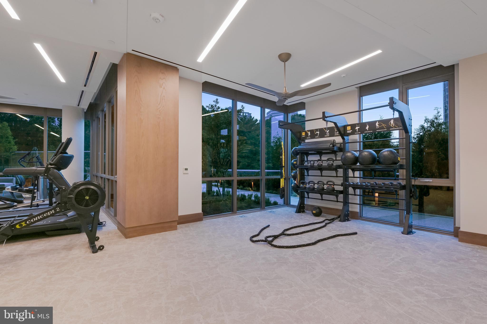 TYSONS CORNER - Residential