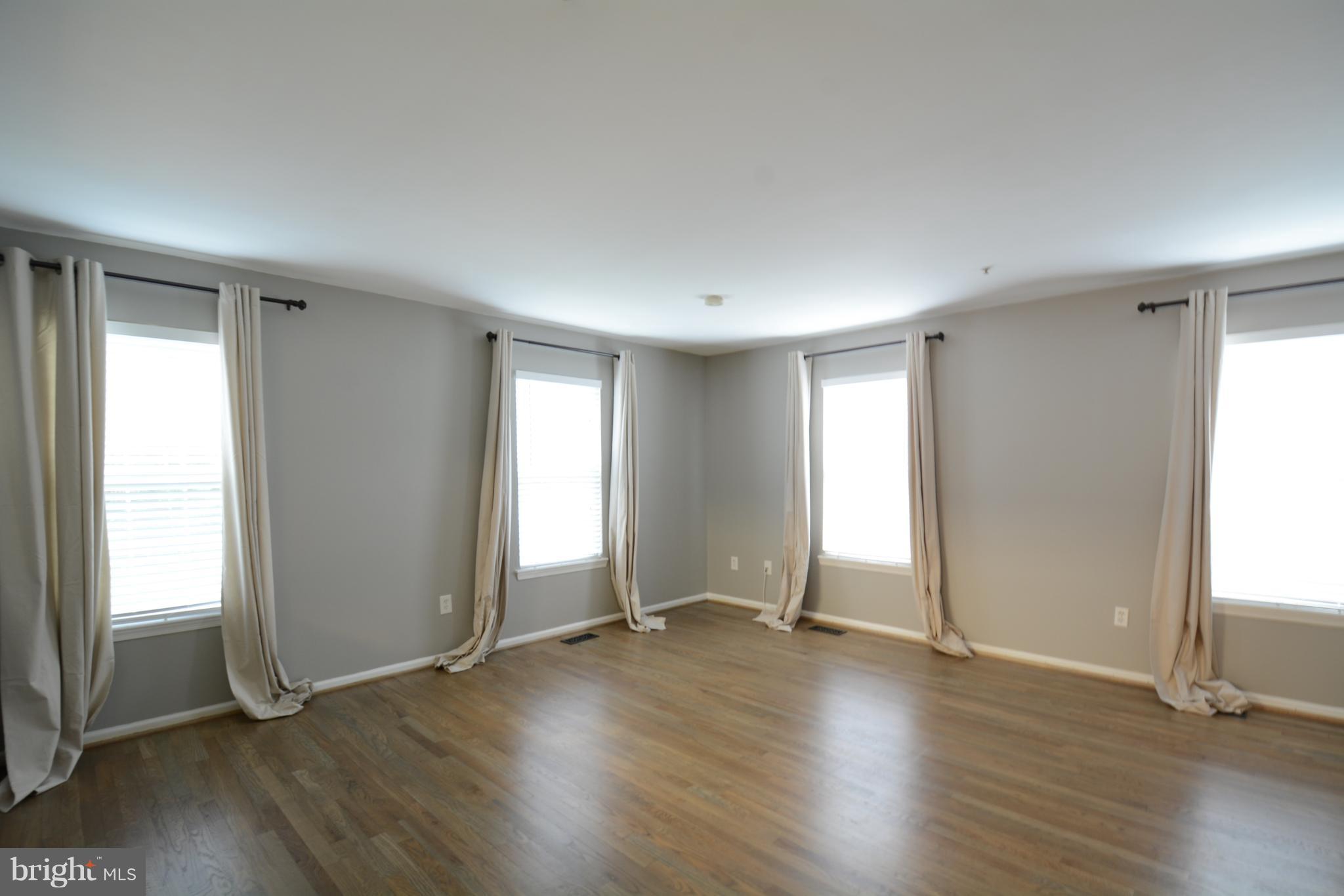 CLOPPERS MILL WEST - Residential