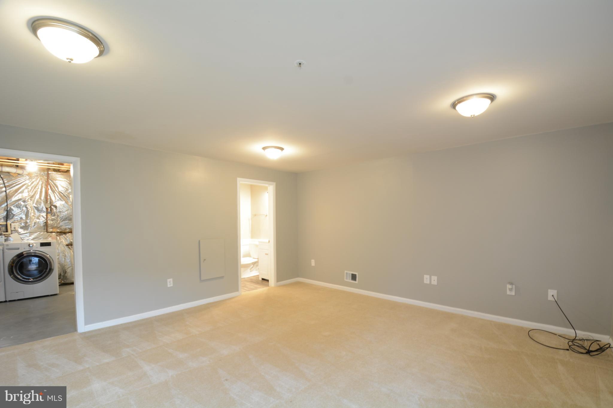 CLOPPERS MILL WEST - Residential