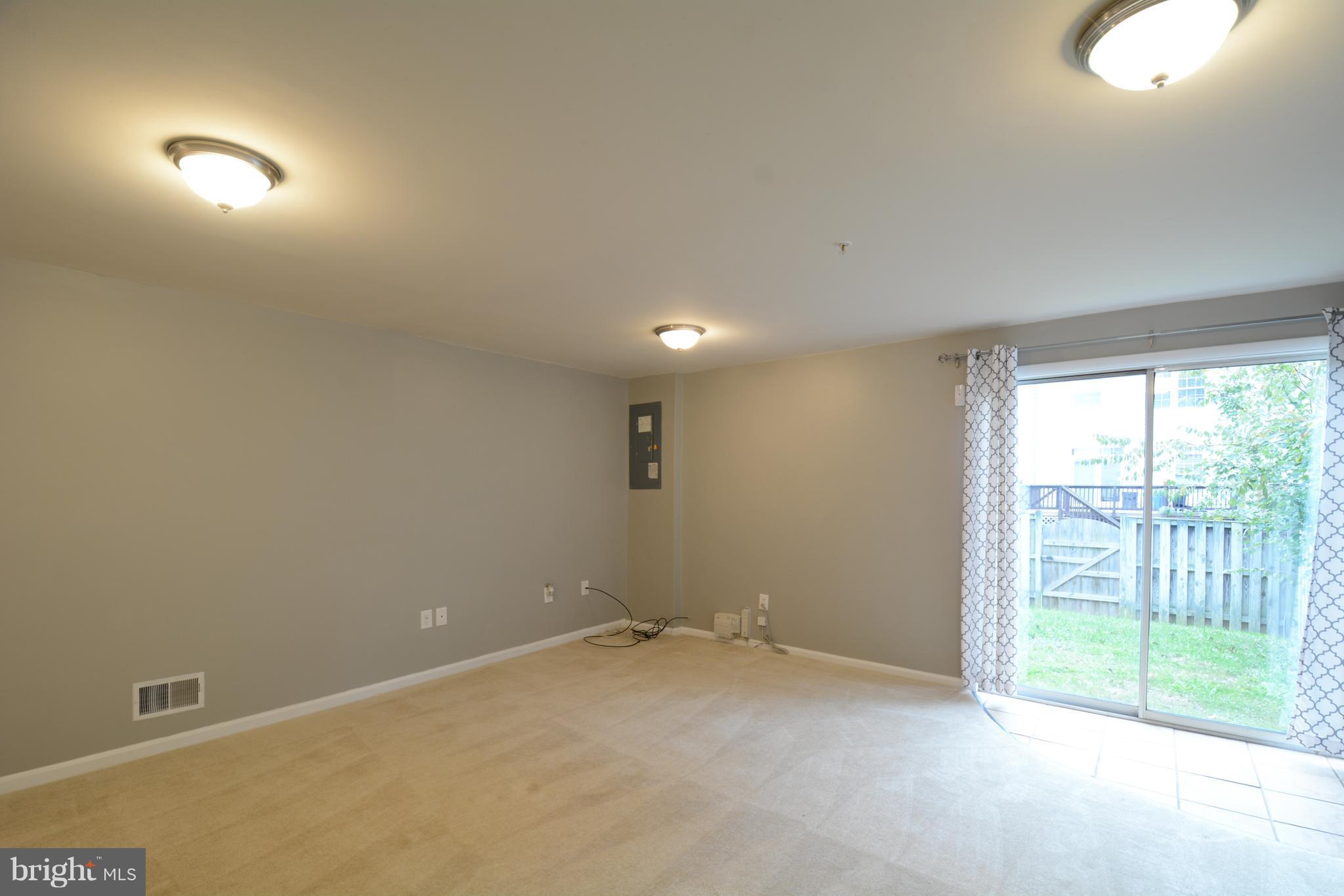 CLOPPERS MILL WEST - Residential
