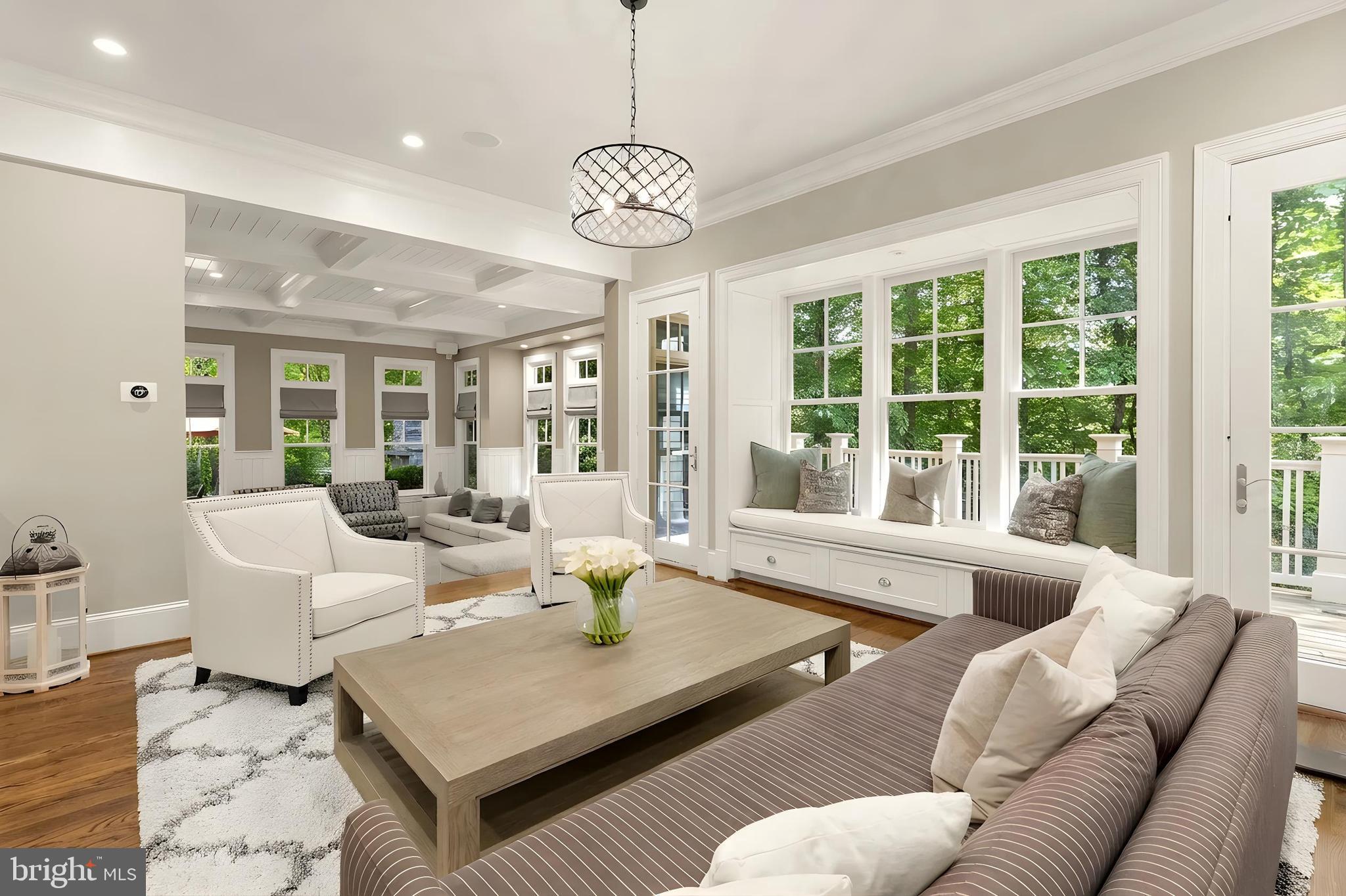 BRADLEY HILLS GROVE - Residential