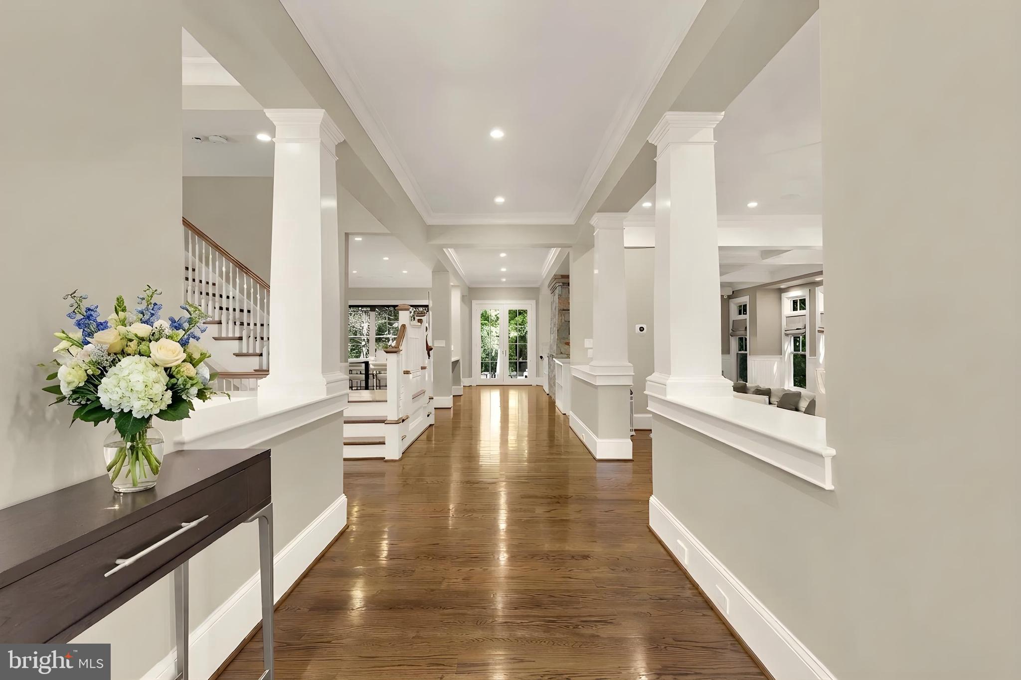 BRADLEY HILLS GROVE - Residential