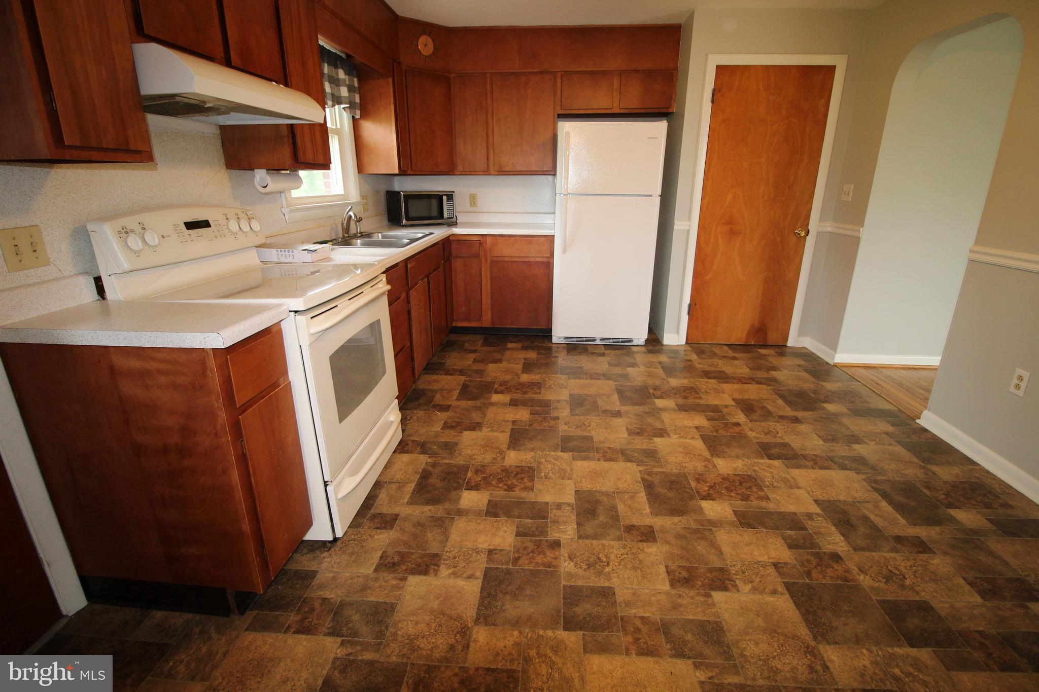 CAERNARVON TWP - Residential Lease