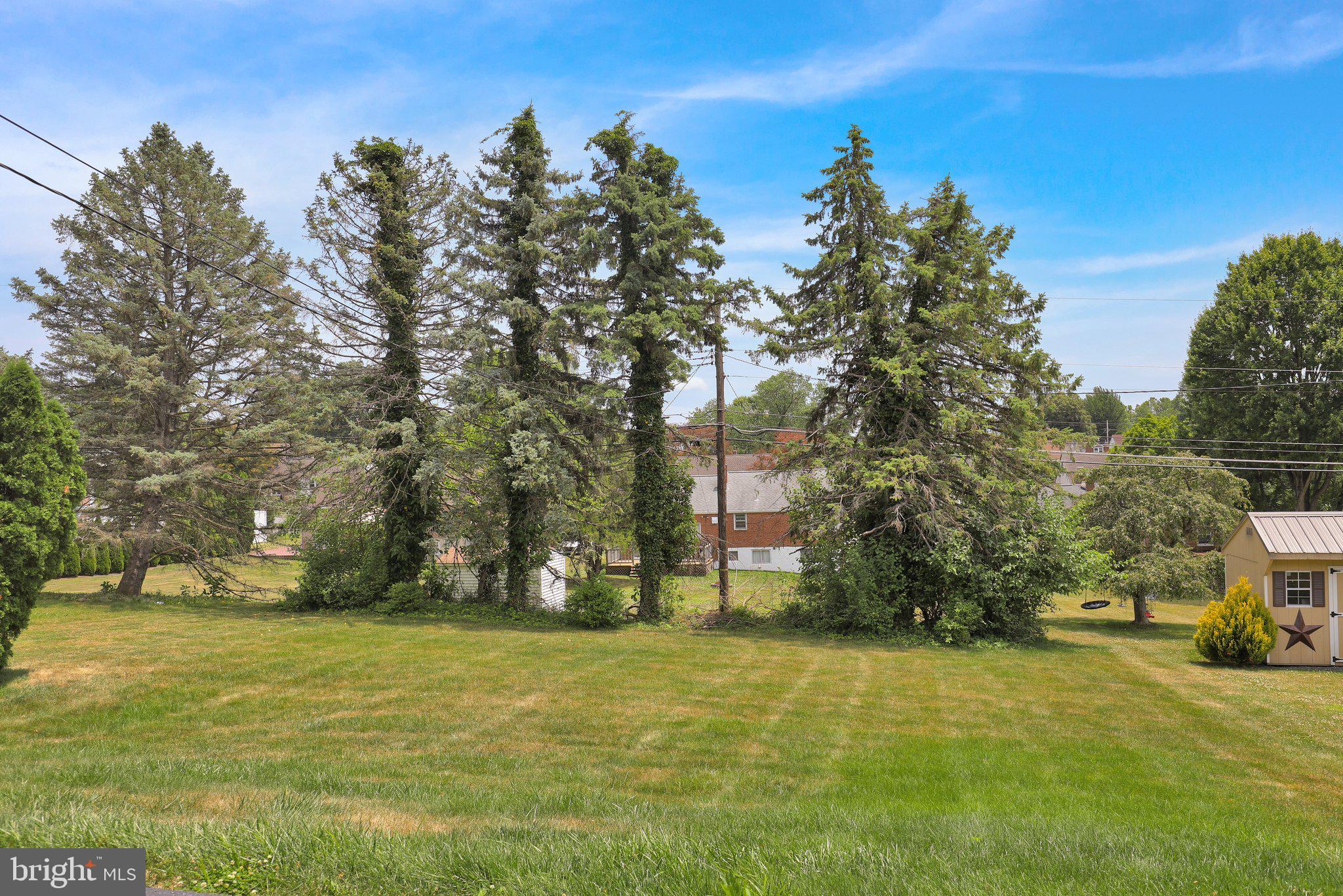 CRESTWOOD - Residential