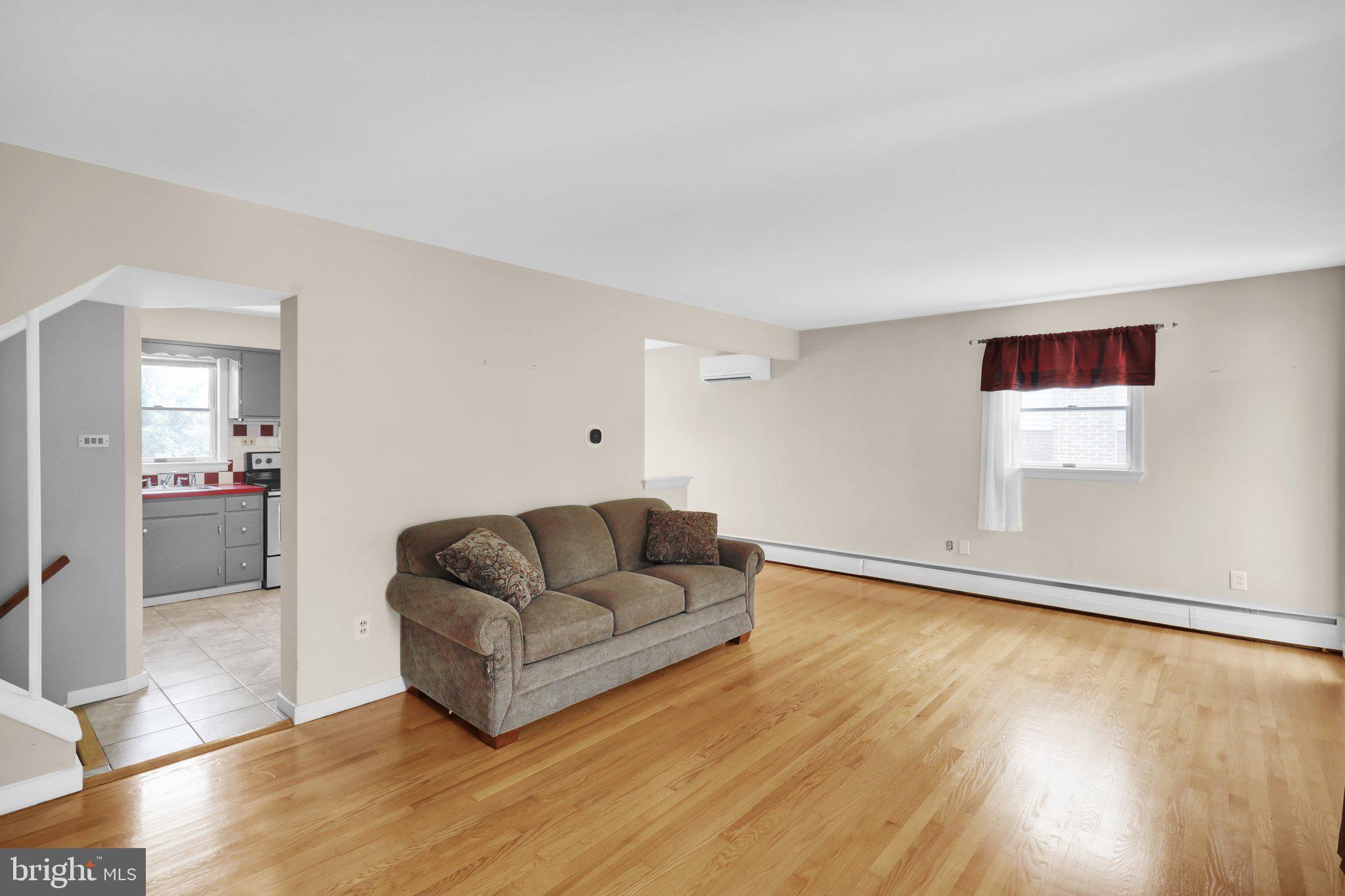CRESTWOOD - Residential