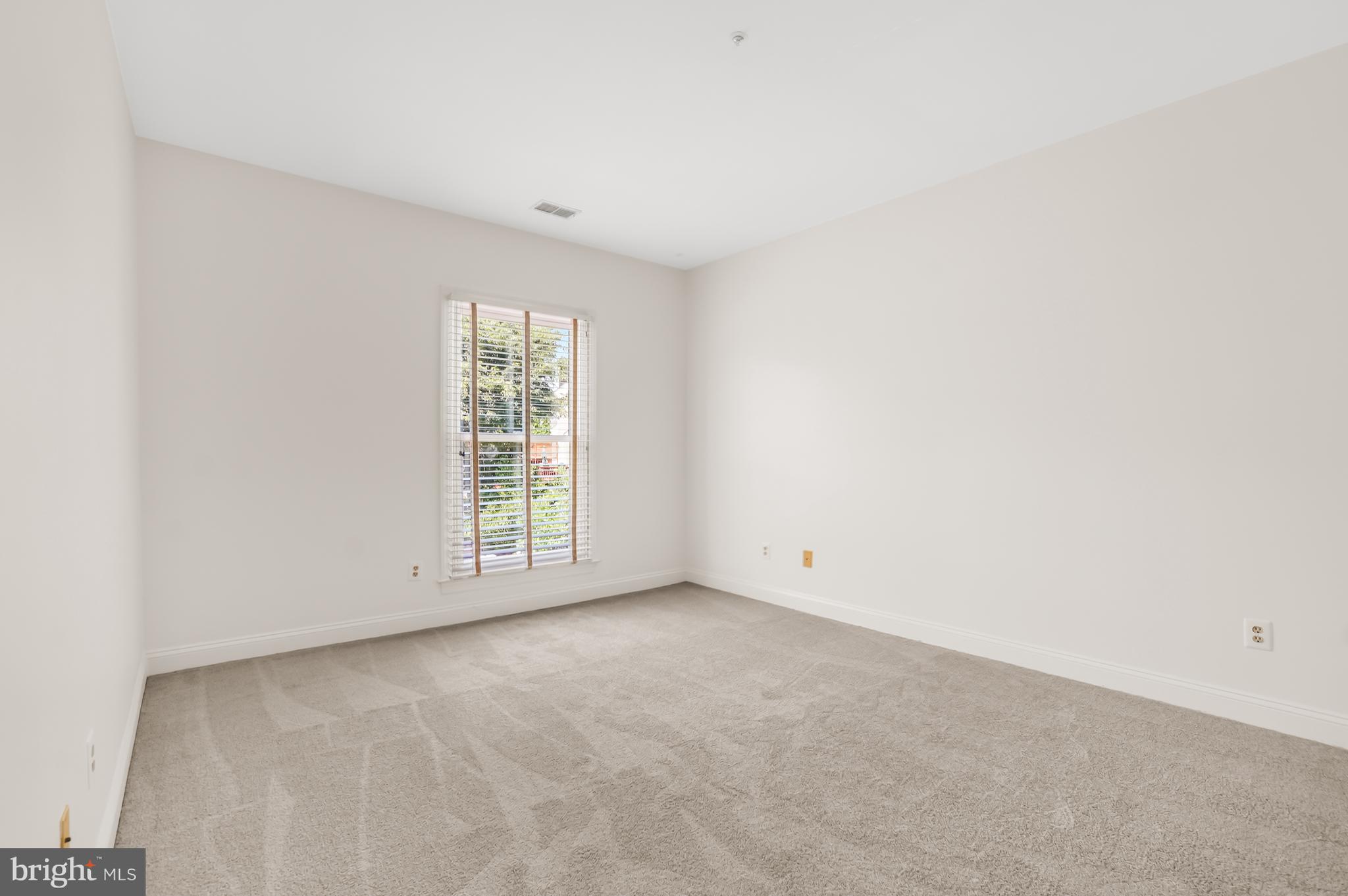 POTOMAC CREST - Residential