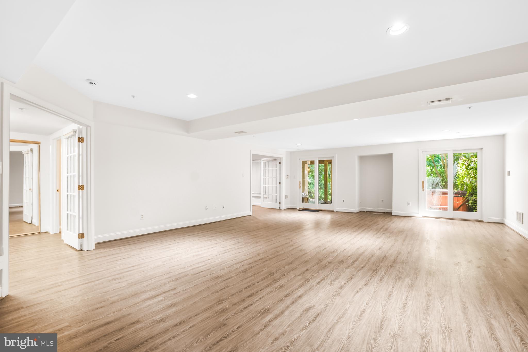 POTOMAC CREST - Residential