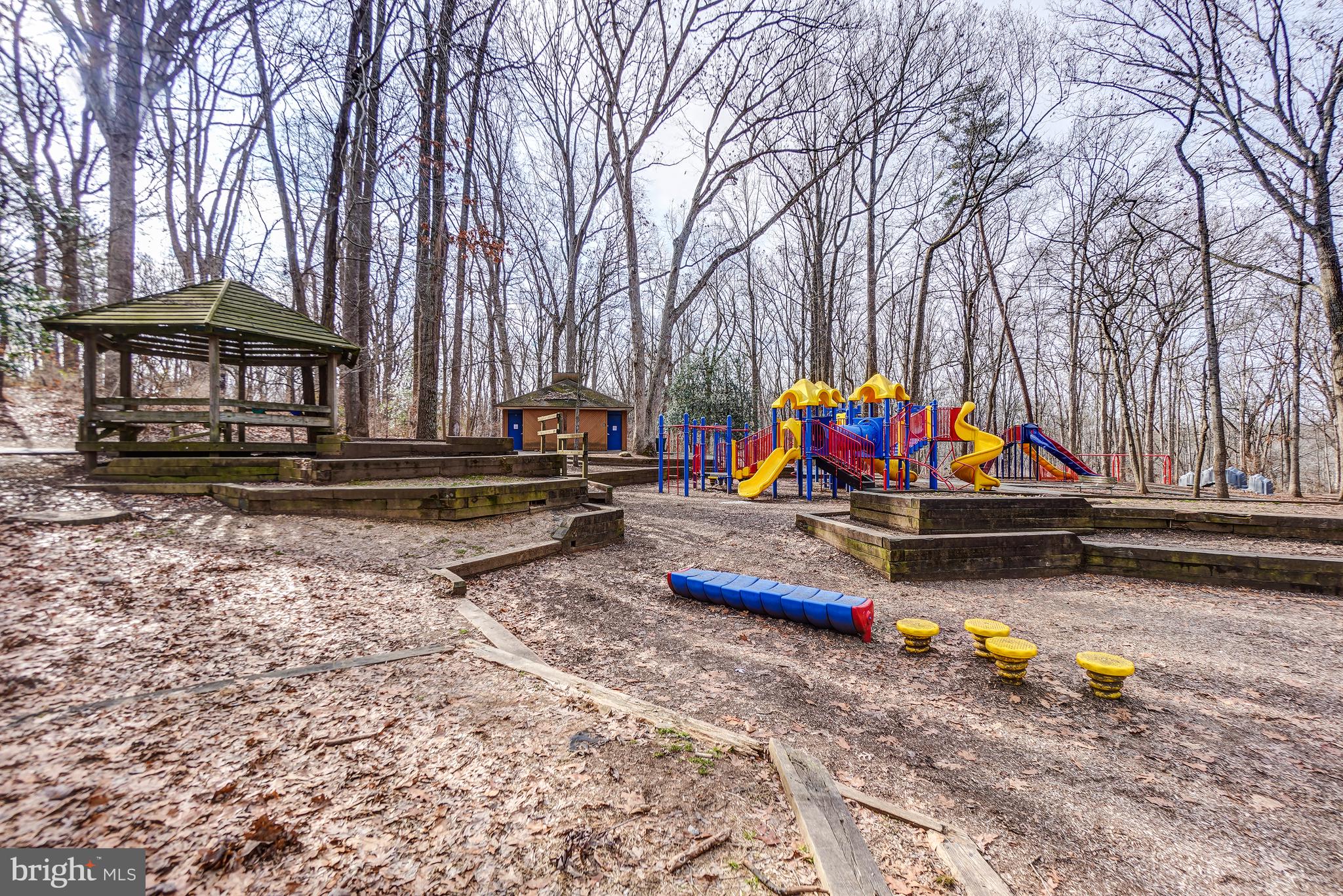 POTOMAC CREST - Residential