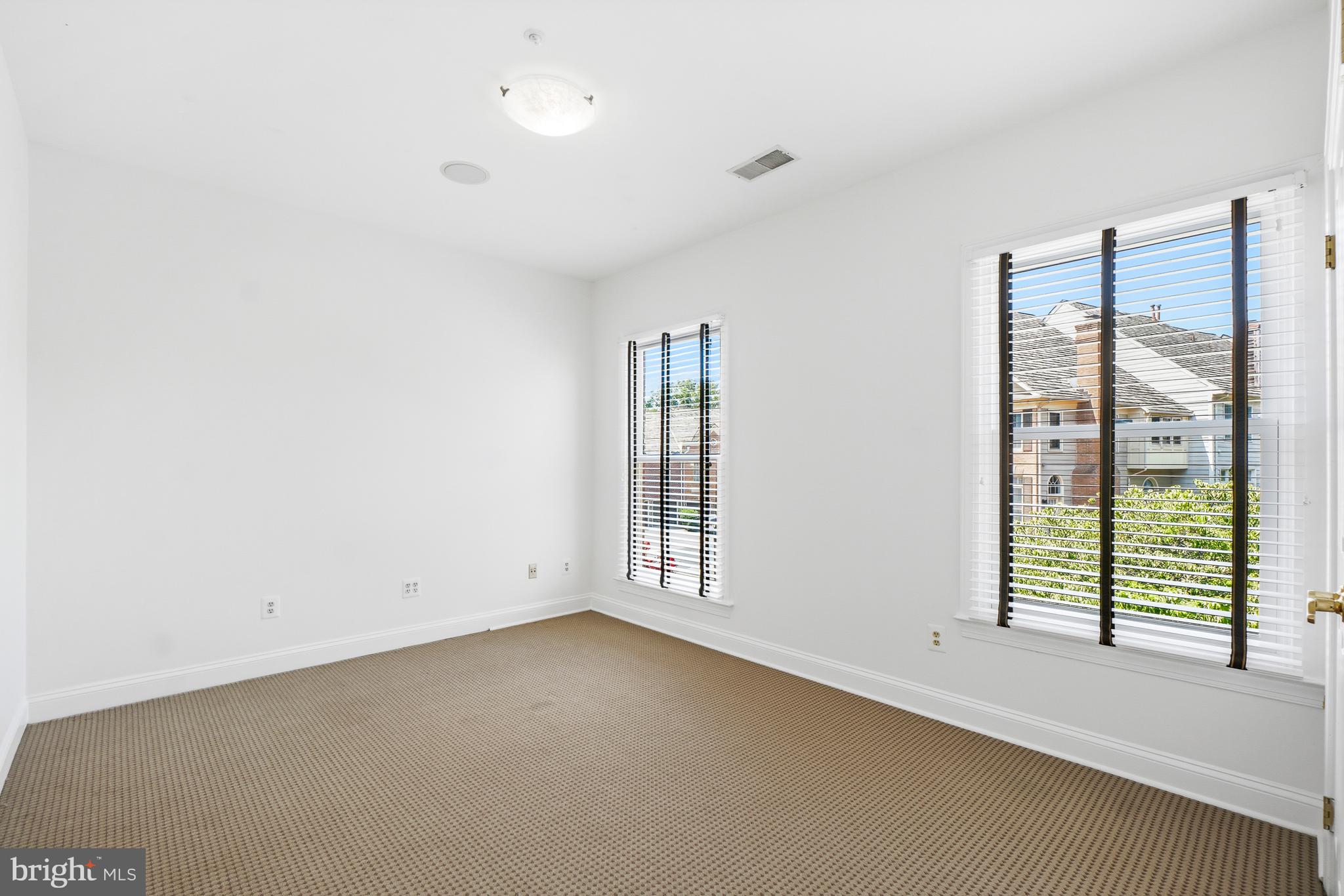 POTOMAC CREST - Residential