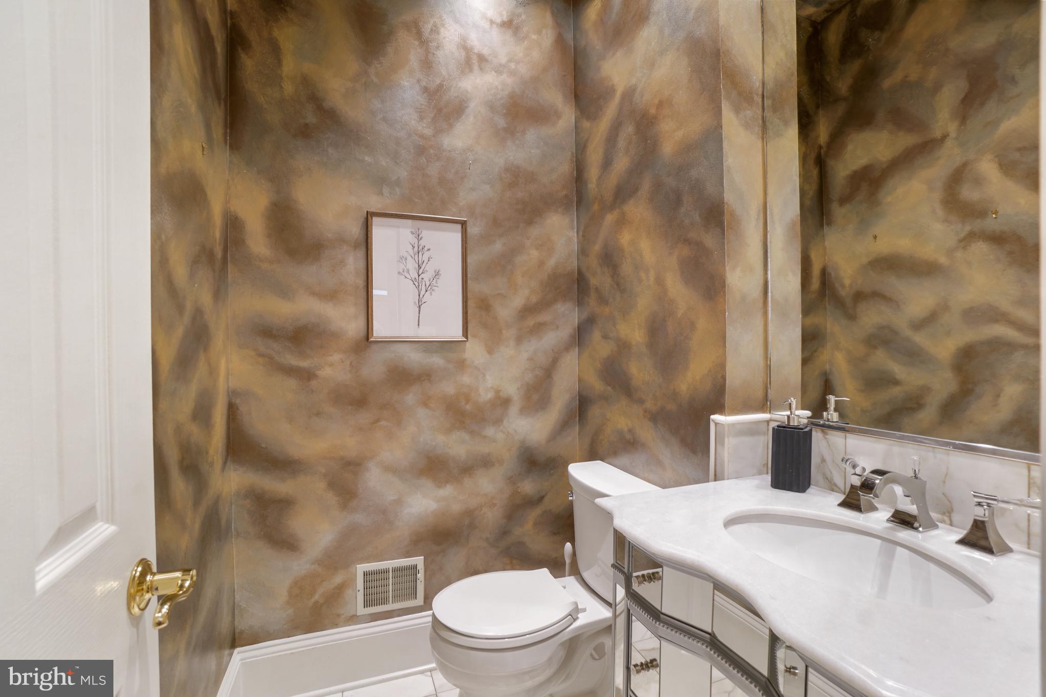 POTOMAC CREST - Residential