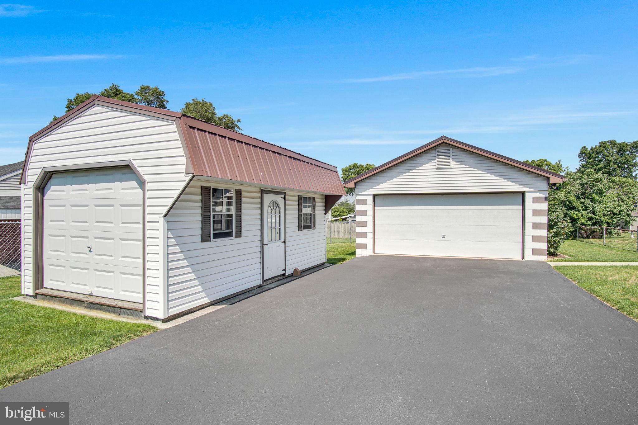 SILVER SPRING TWP - Residential
