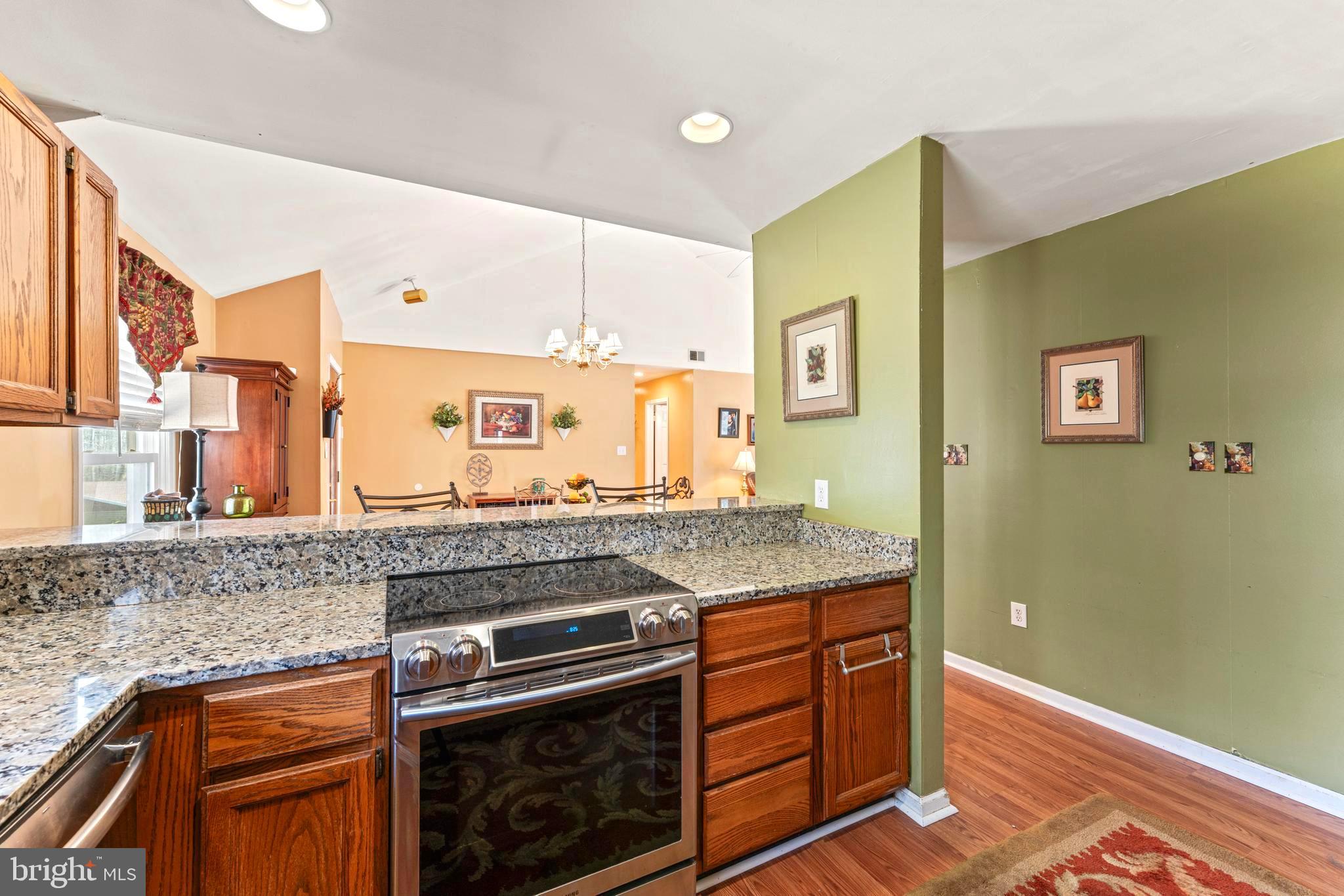WEST JEFFERSON - Residential