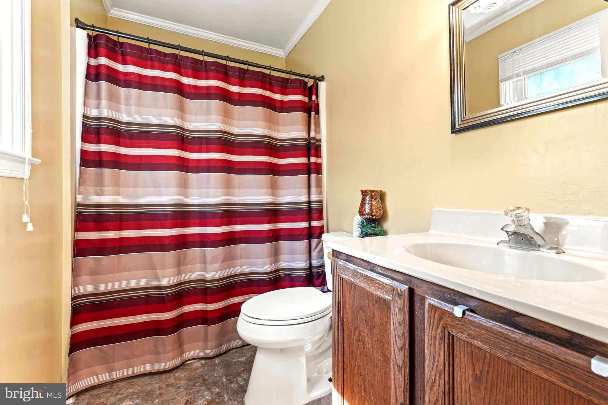 WEST JEFFERSON - Residential