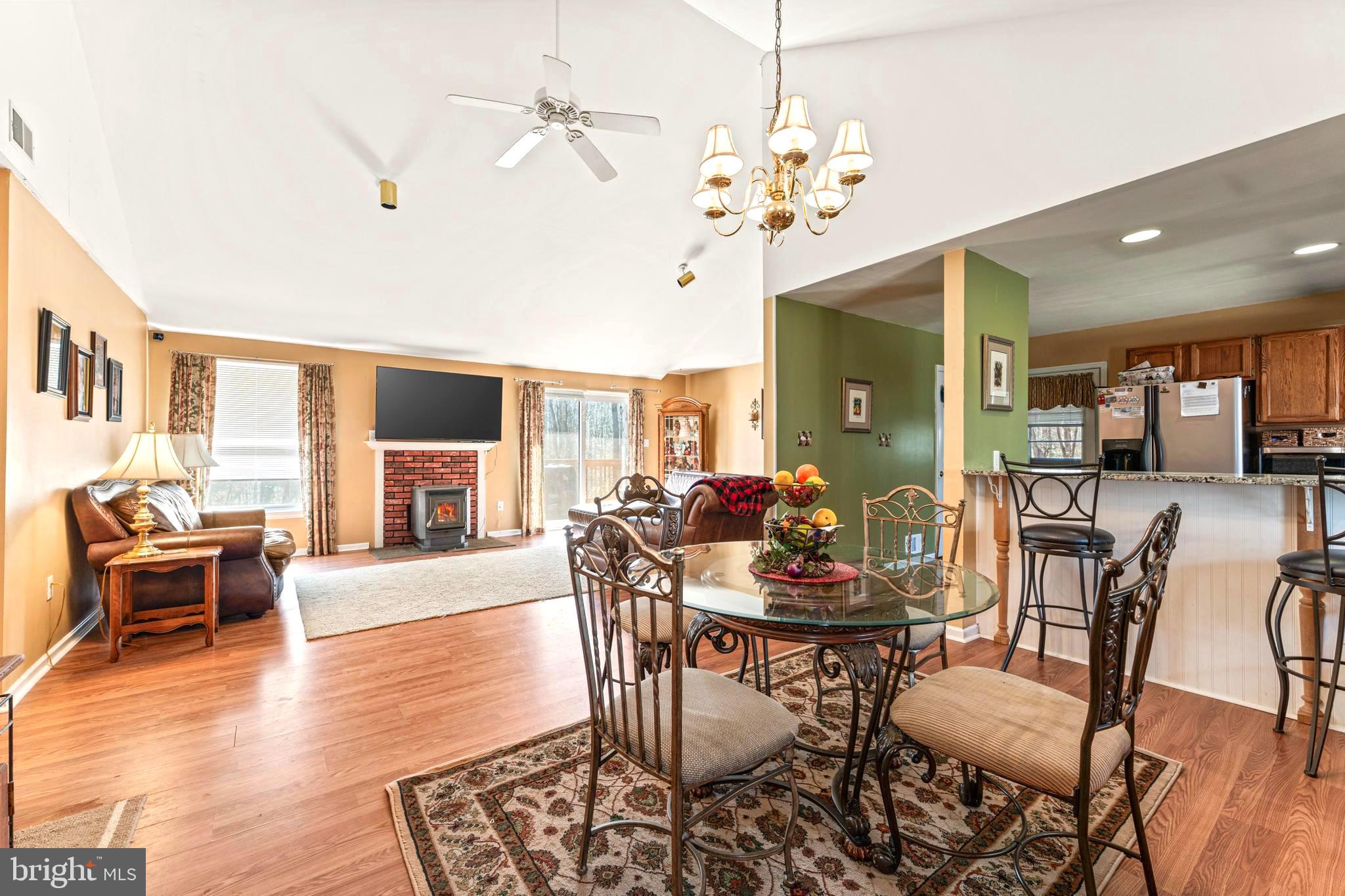 WEST JEFFERSON - Residential
