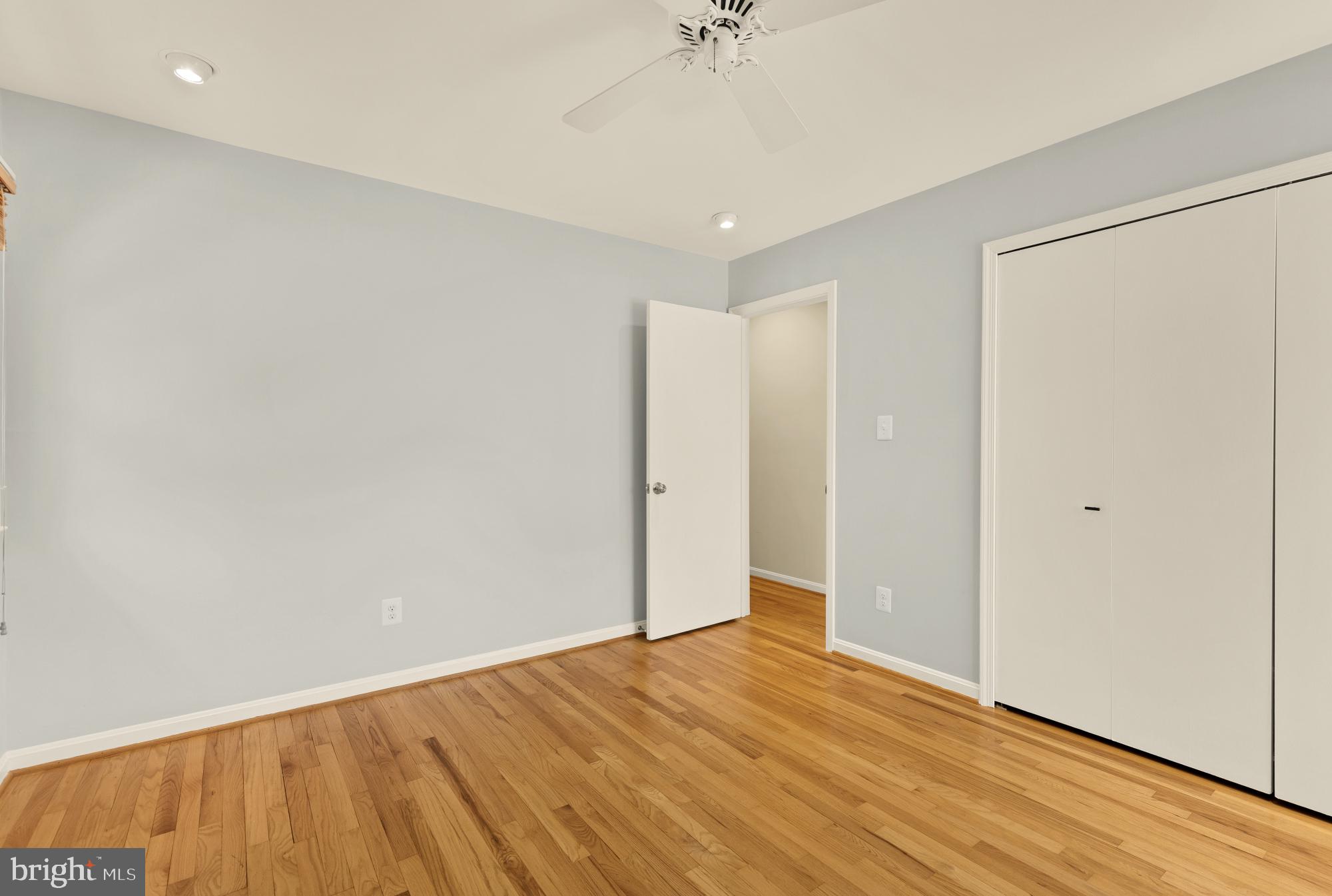 OAK HILL - Residential