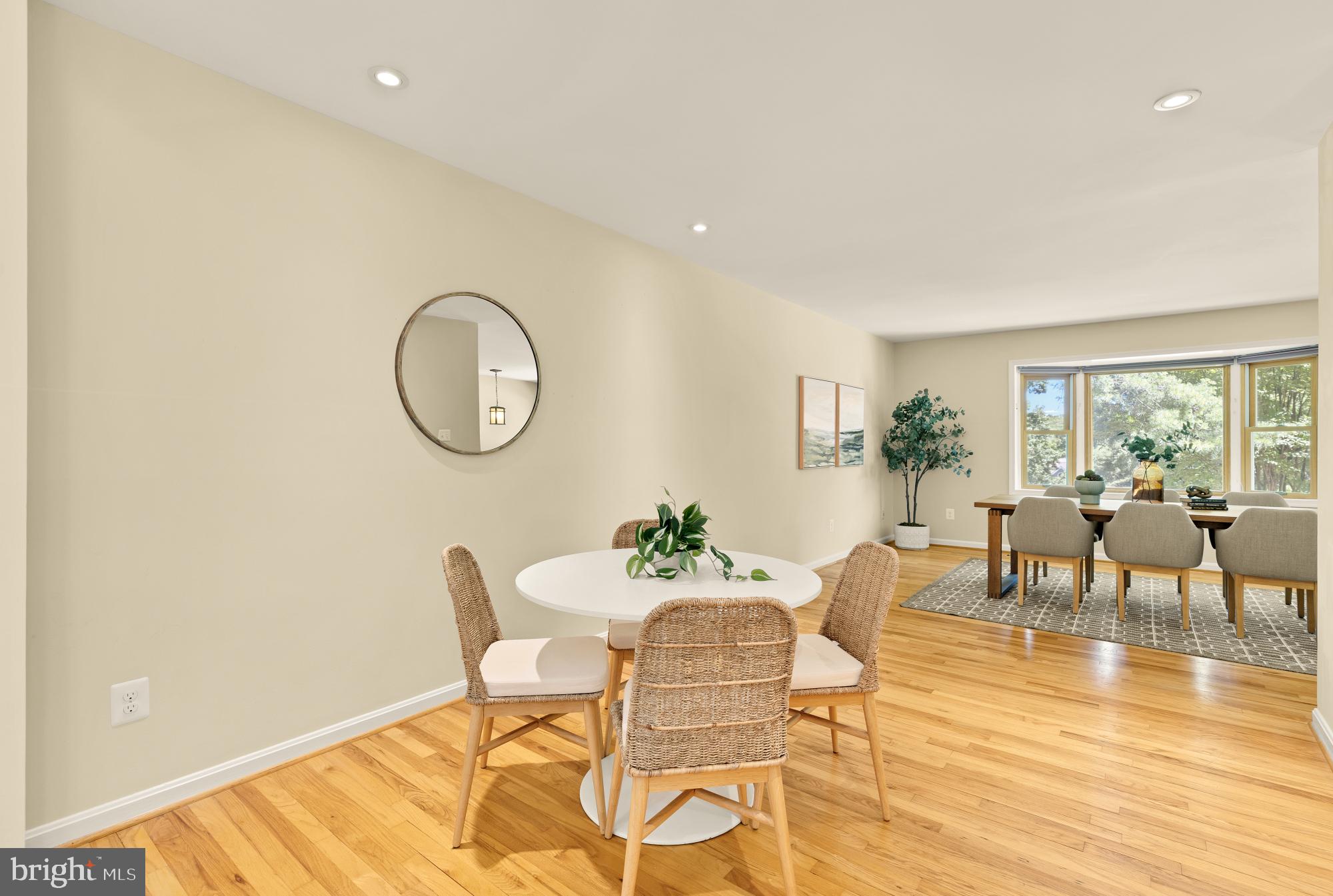 OAK HILL - Residential
