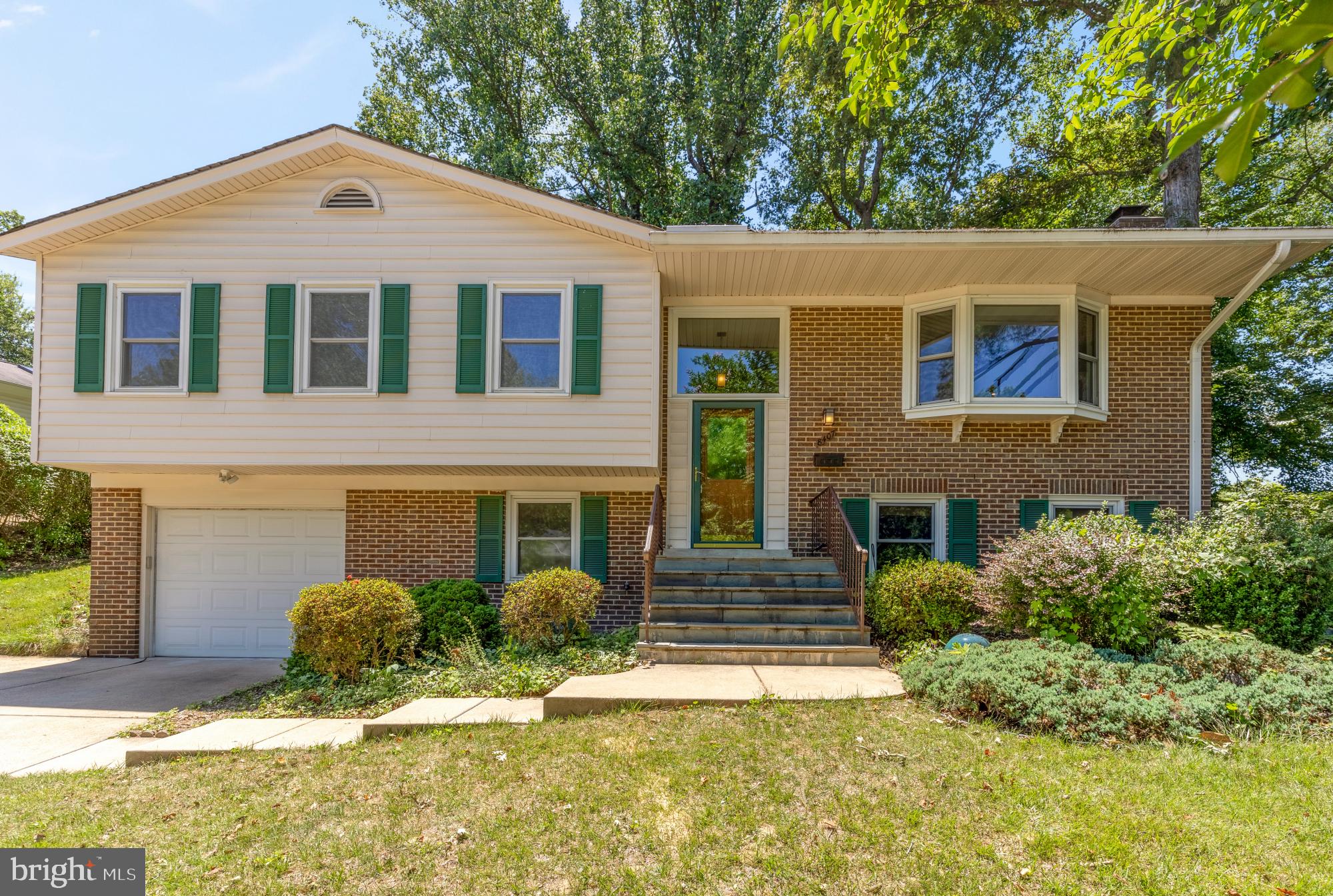 OAK HILL - Residential