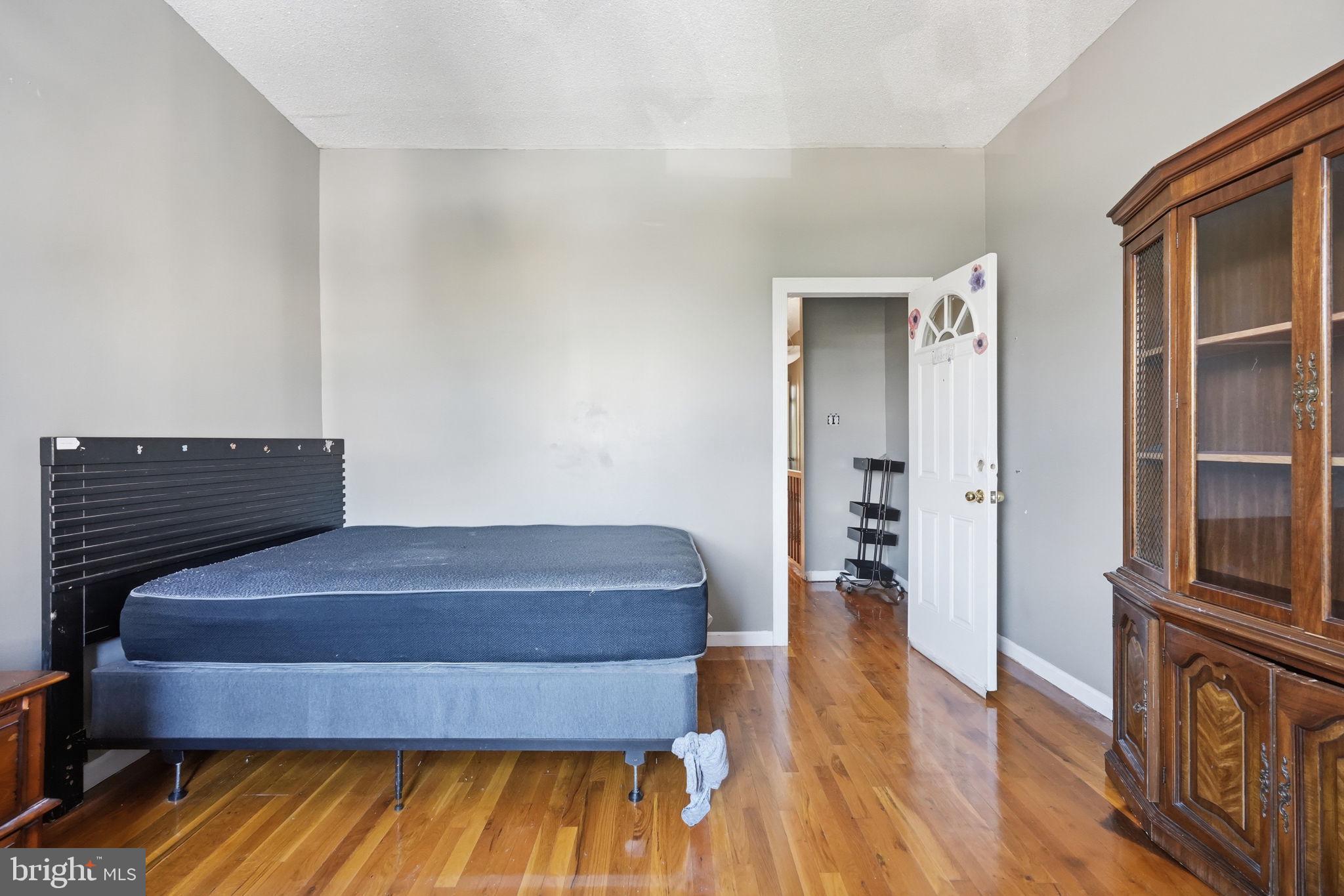 COBBS CREEK - Residential