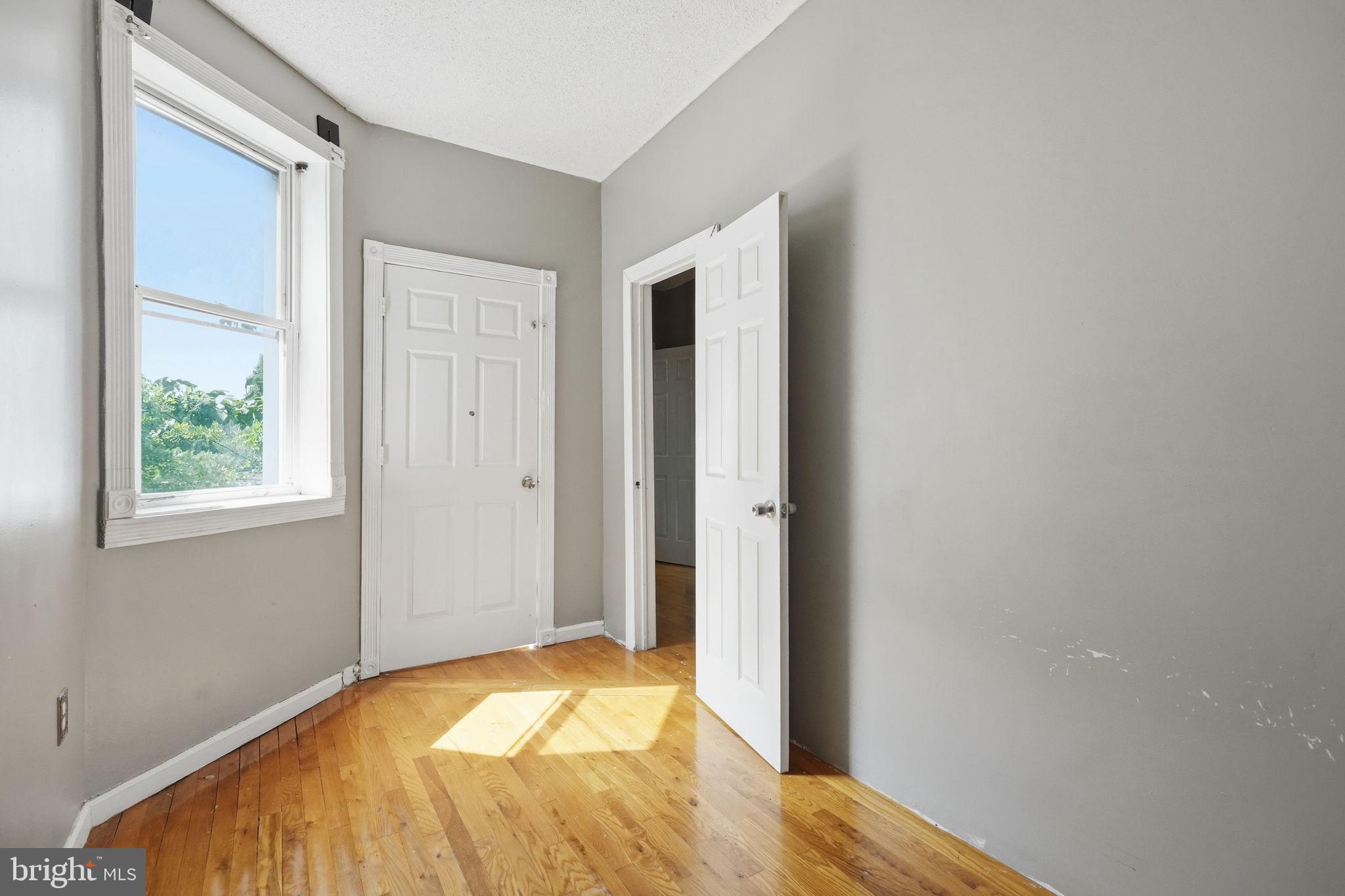 COBBS CREEK - Residential