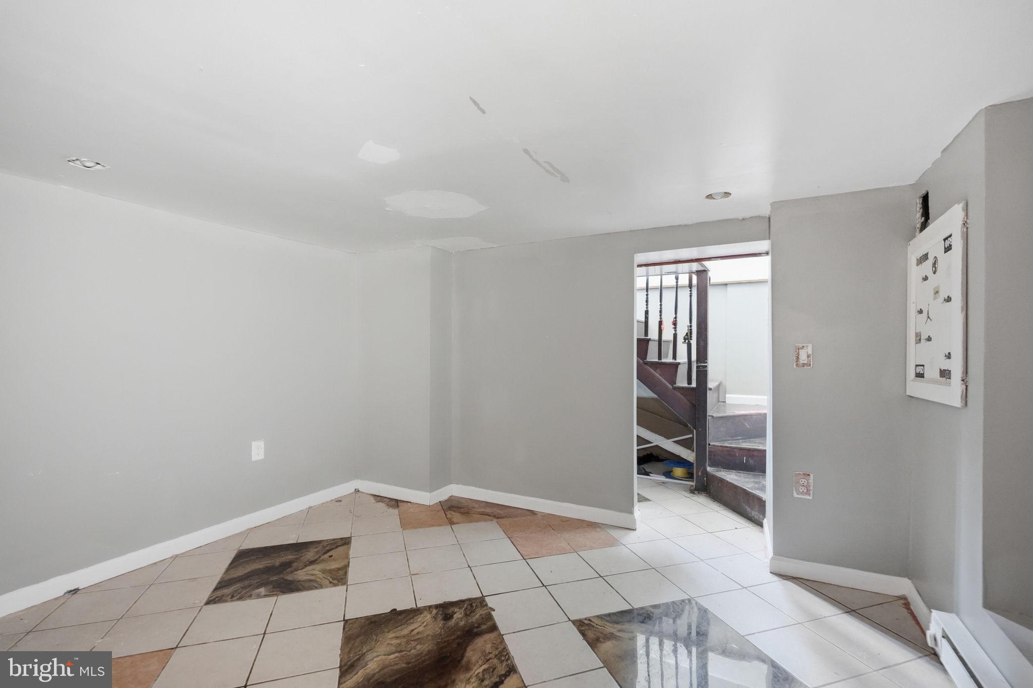 COBBS CREEK - Residential