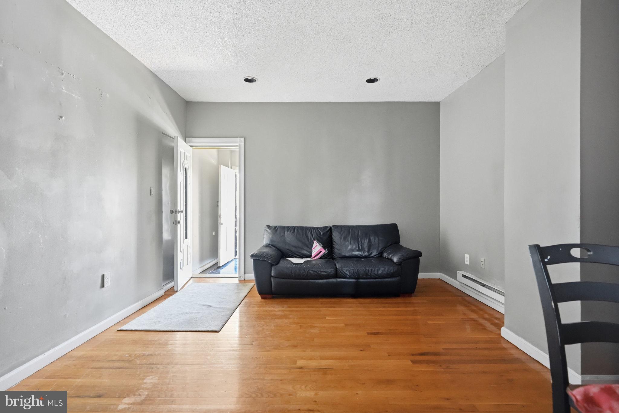 COBBS CREEK - Residential