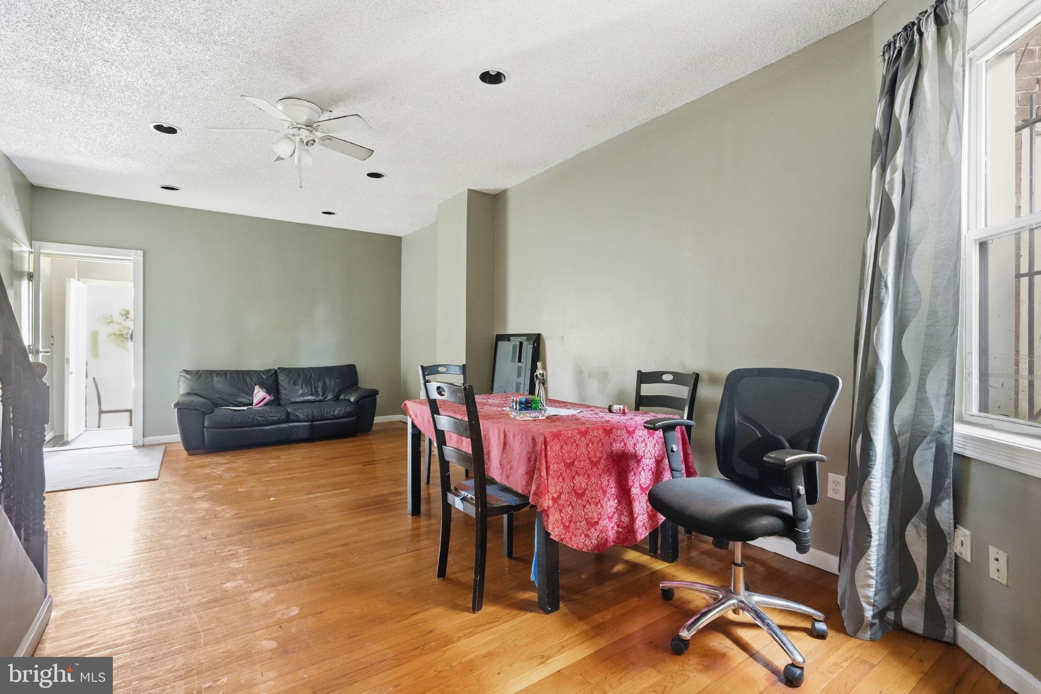 COBBS CREEK - Residential